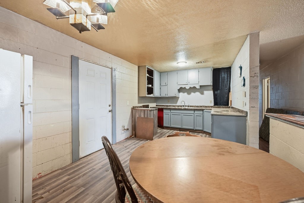 508 Kenneth Ave S Property Photo 6