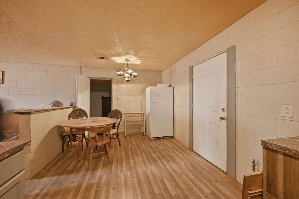 508 Kenneth Ave S Property Photo 32