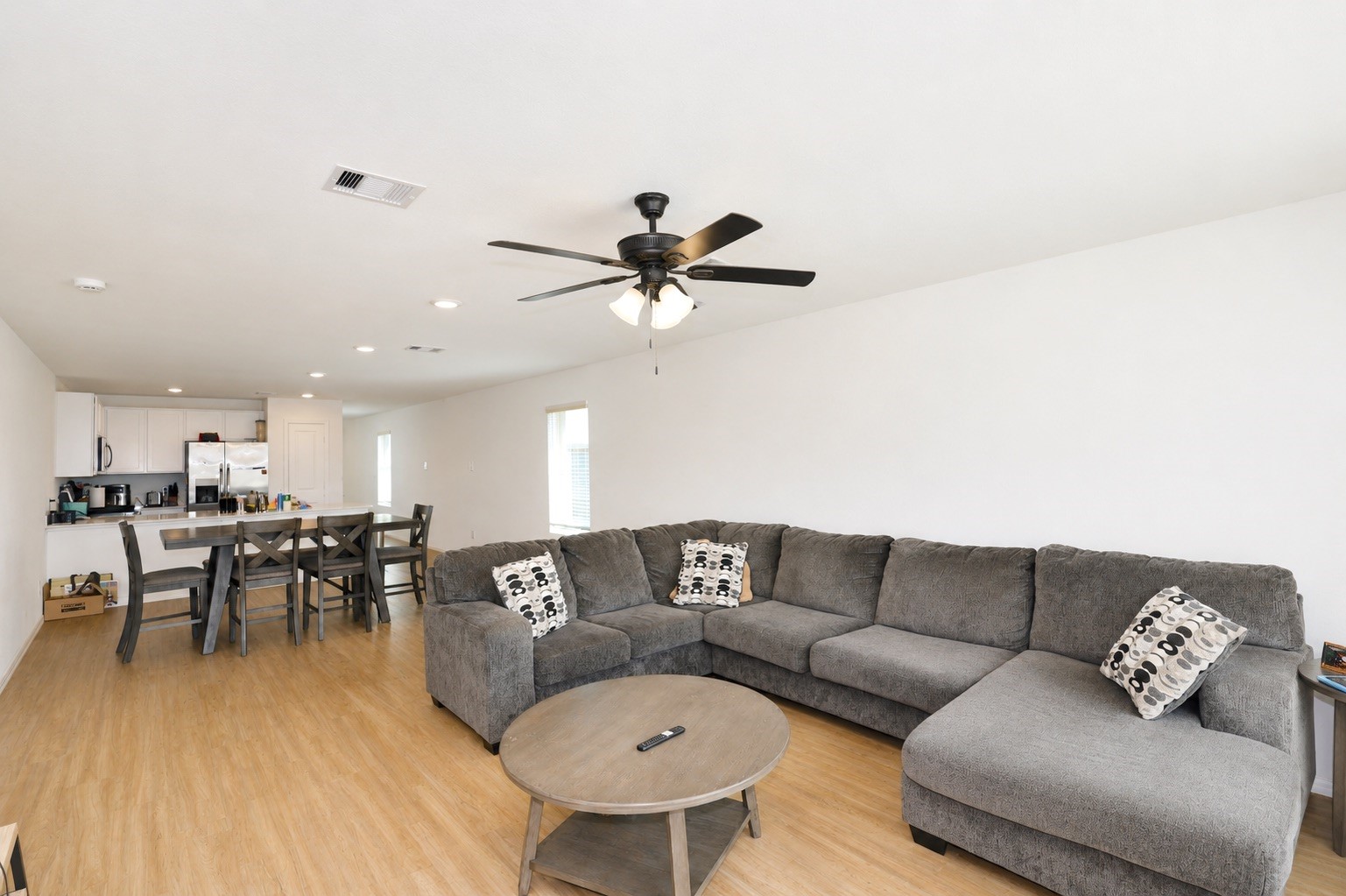 7430 Clover Chase Drive Property Photo 1
