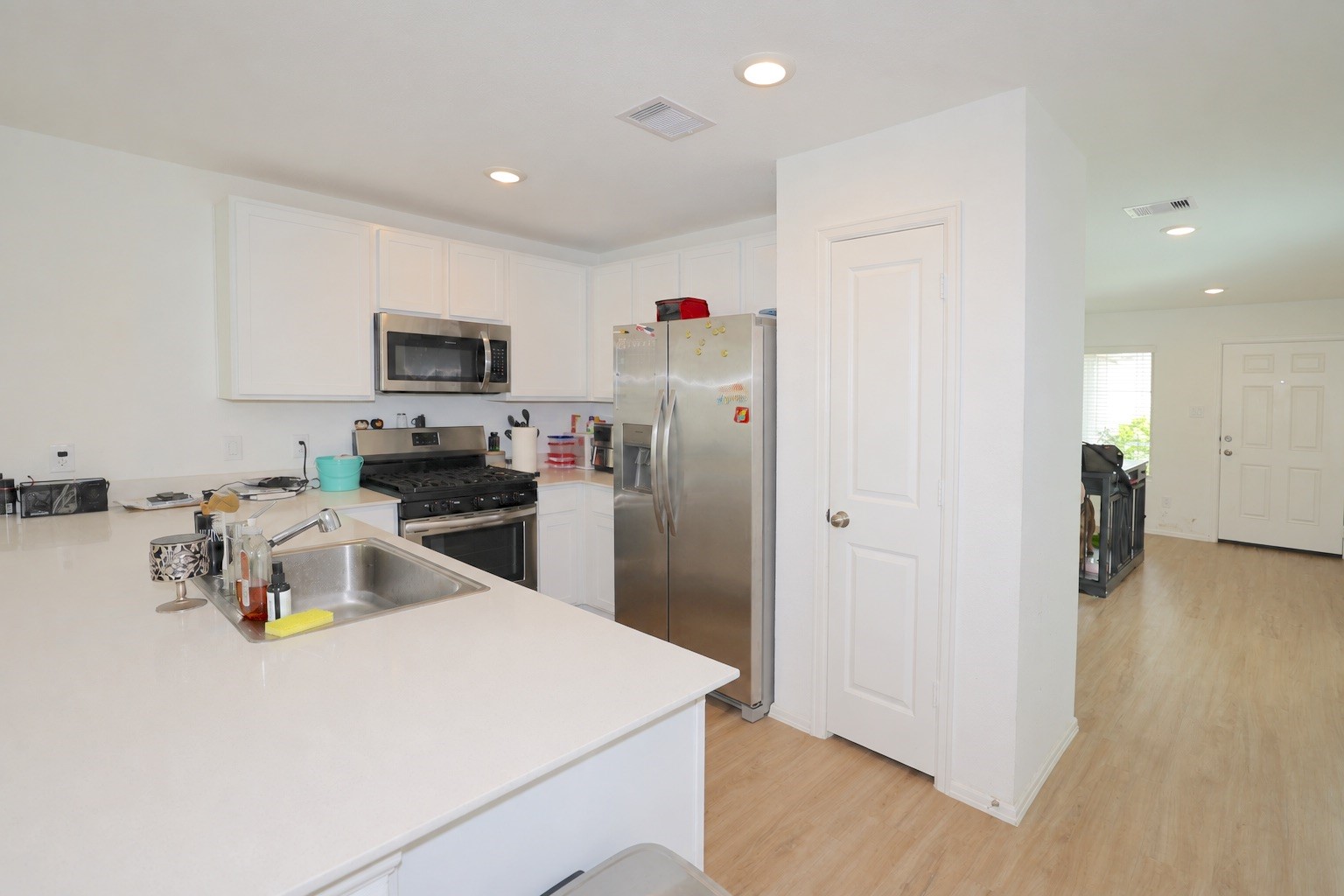 7430 Clover Chase Drive Property Photo 6