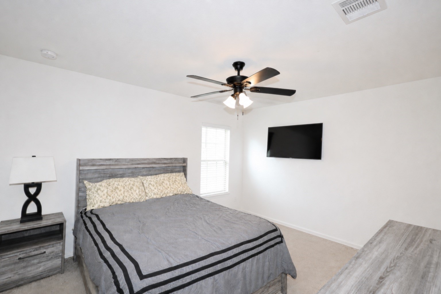 7430 Clover Chase Drive Property Photo 9
