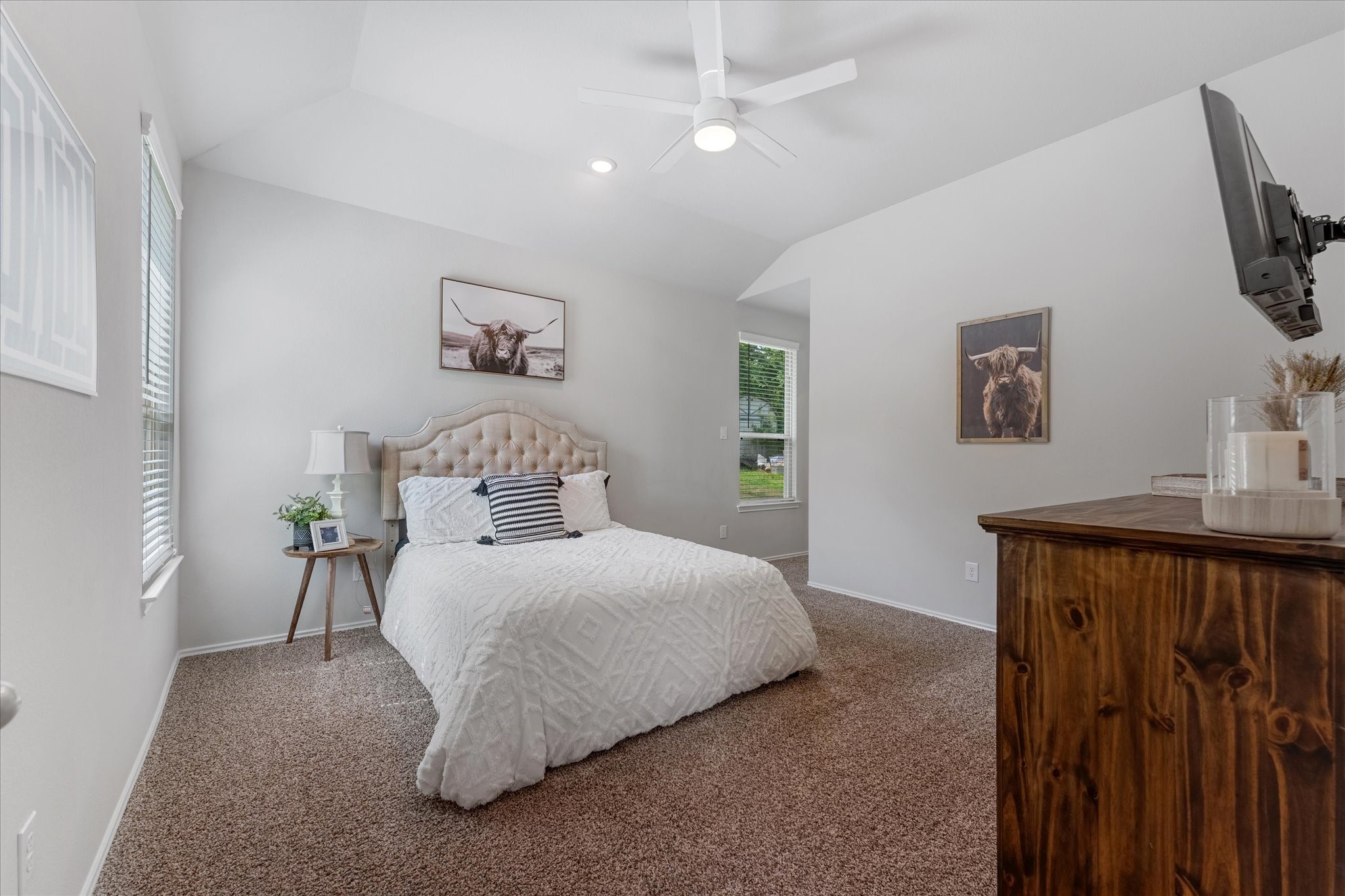 323 Watkins Street Property Photo 12