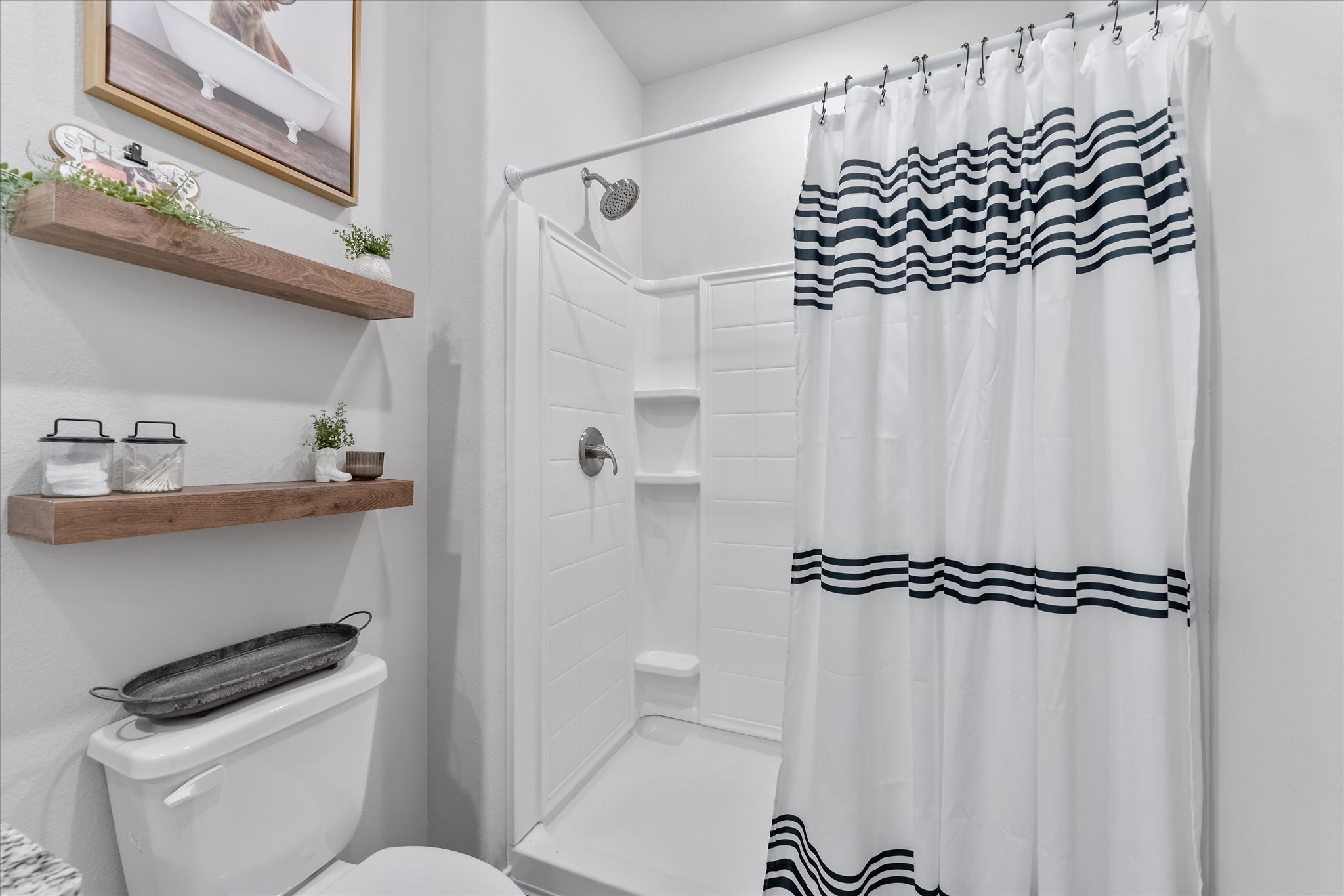 323 Watkins Street Property Photo 17