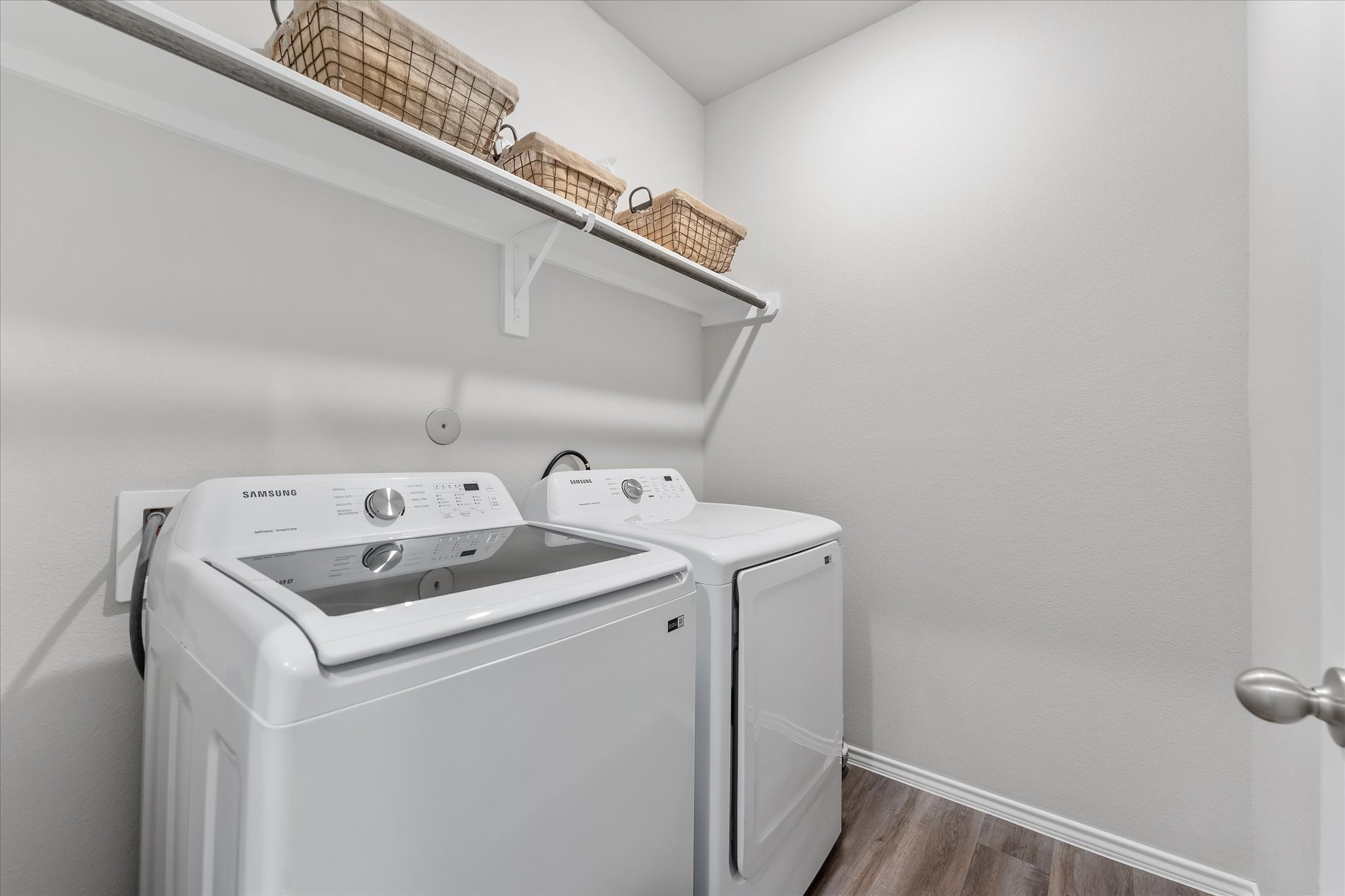 323 Watkins Street Property Photo 24