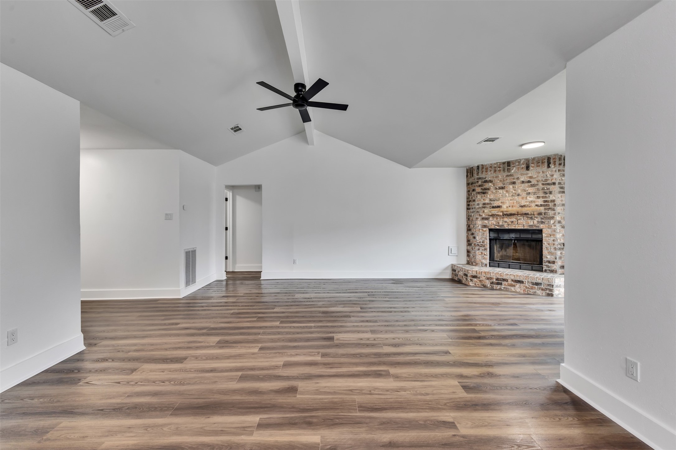 23211 Timberbrook Drive Property Photo 5