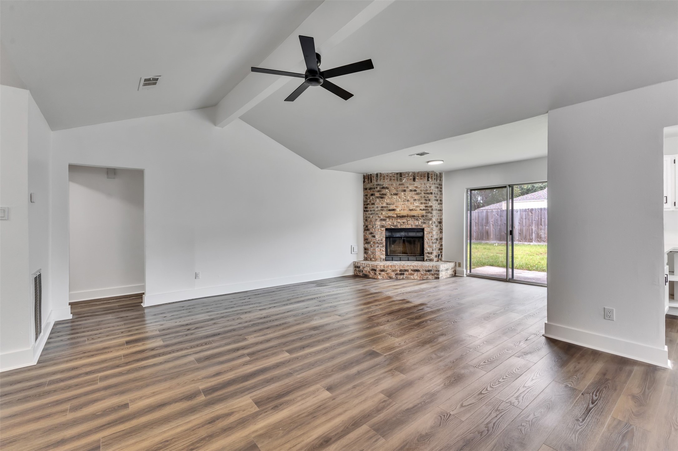 23211 Timberbrook Drive Property Photo 6