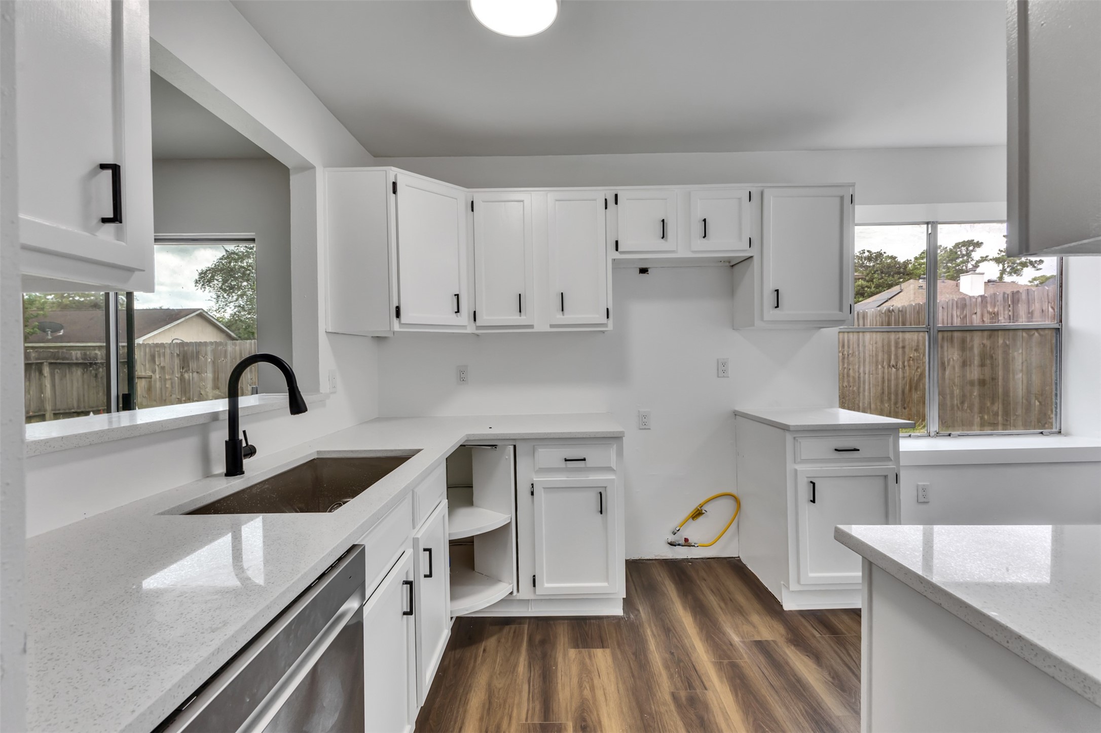23211 Timberbrook Drive Property Photo 8