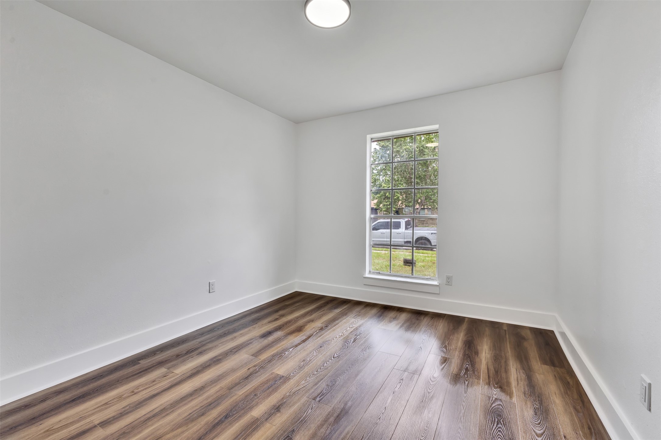 23211 Timberbrook Drive Property Photo 13