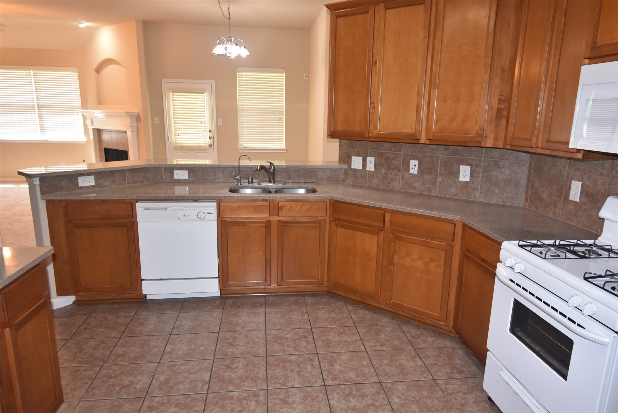 25823 Sundrop Meadows Lane Property Photo 11