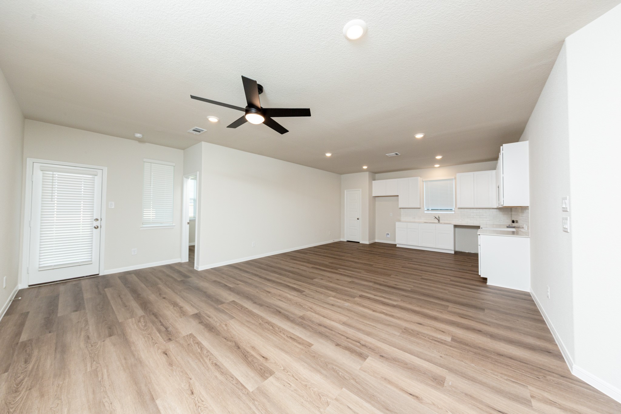 15615 Coneflower Hills Drive Property Photo 4