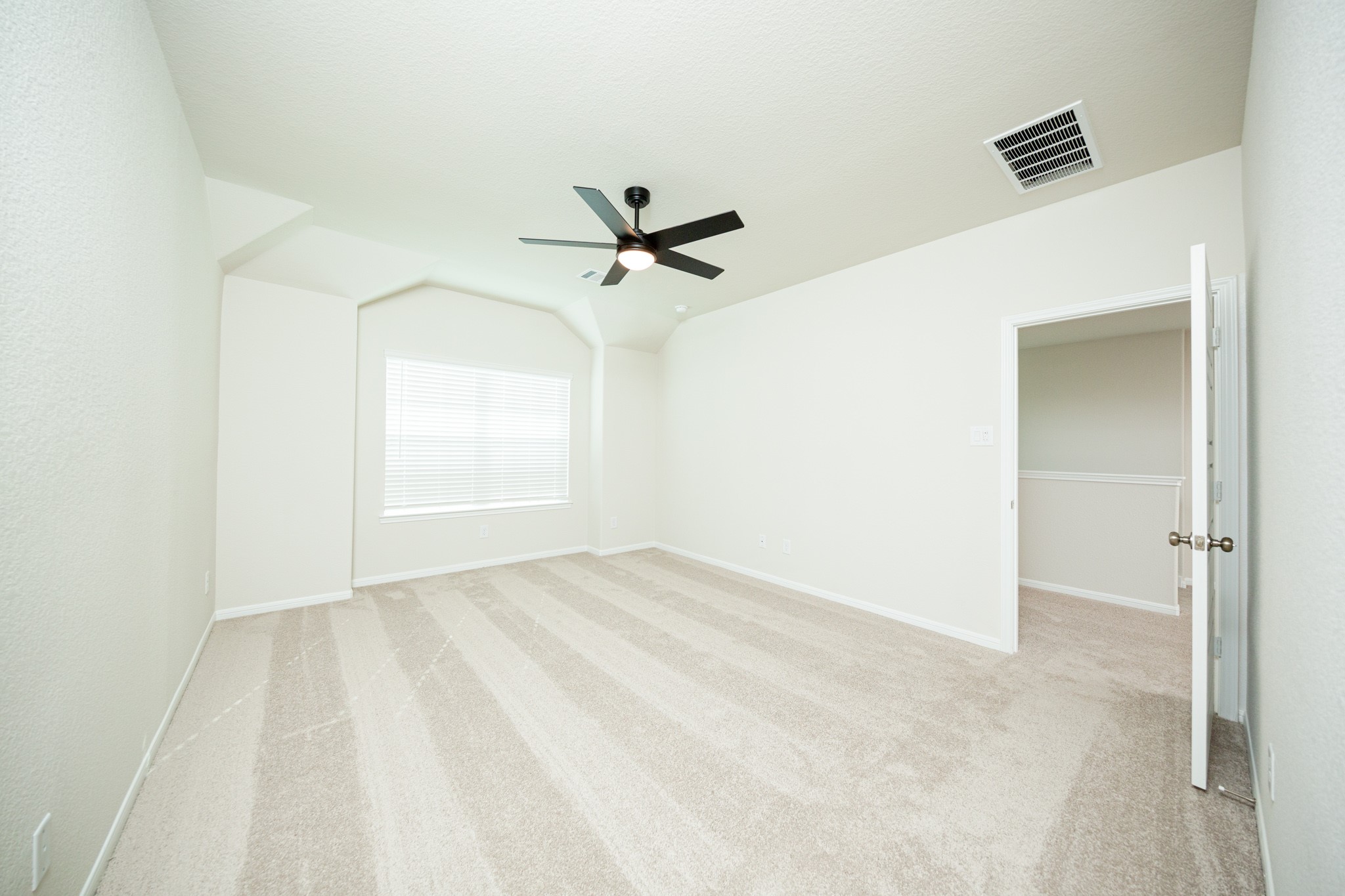 15615 Coneflower Hills Drive Property Photo 14