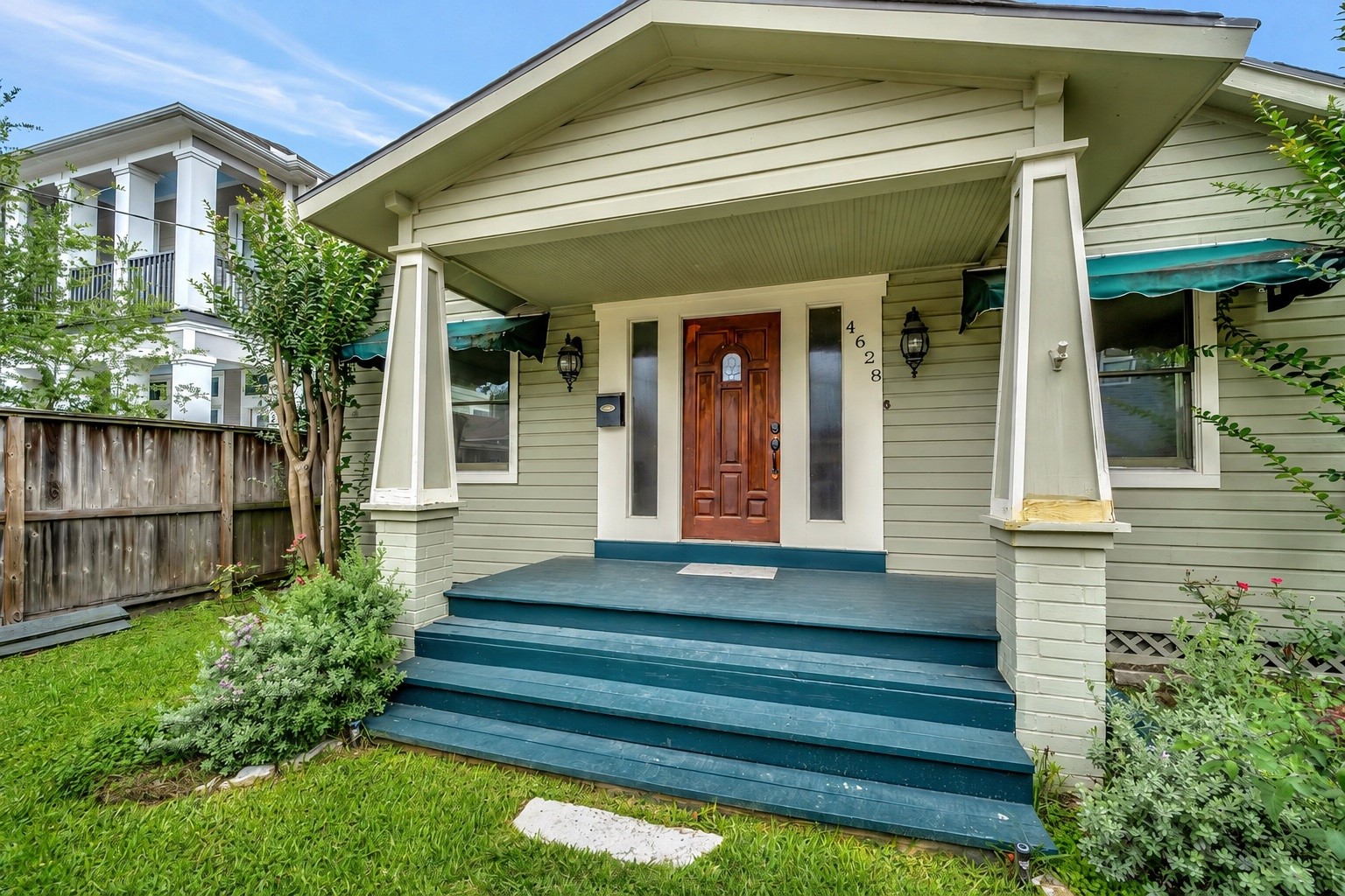 4628 Kermit Street Property Photo 1