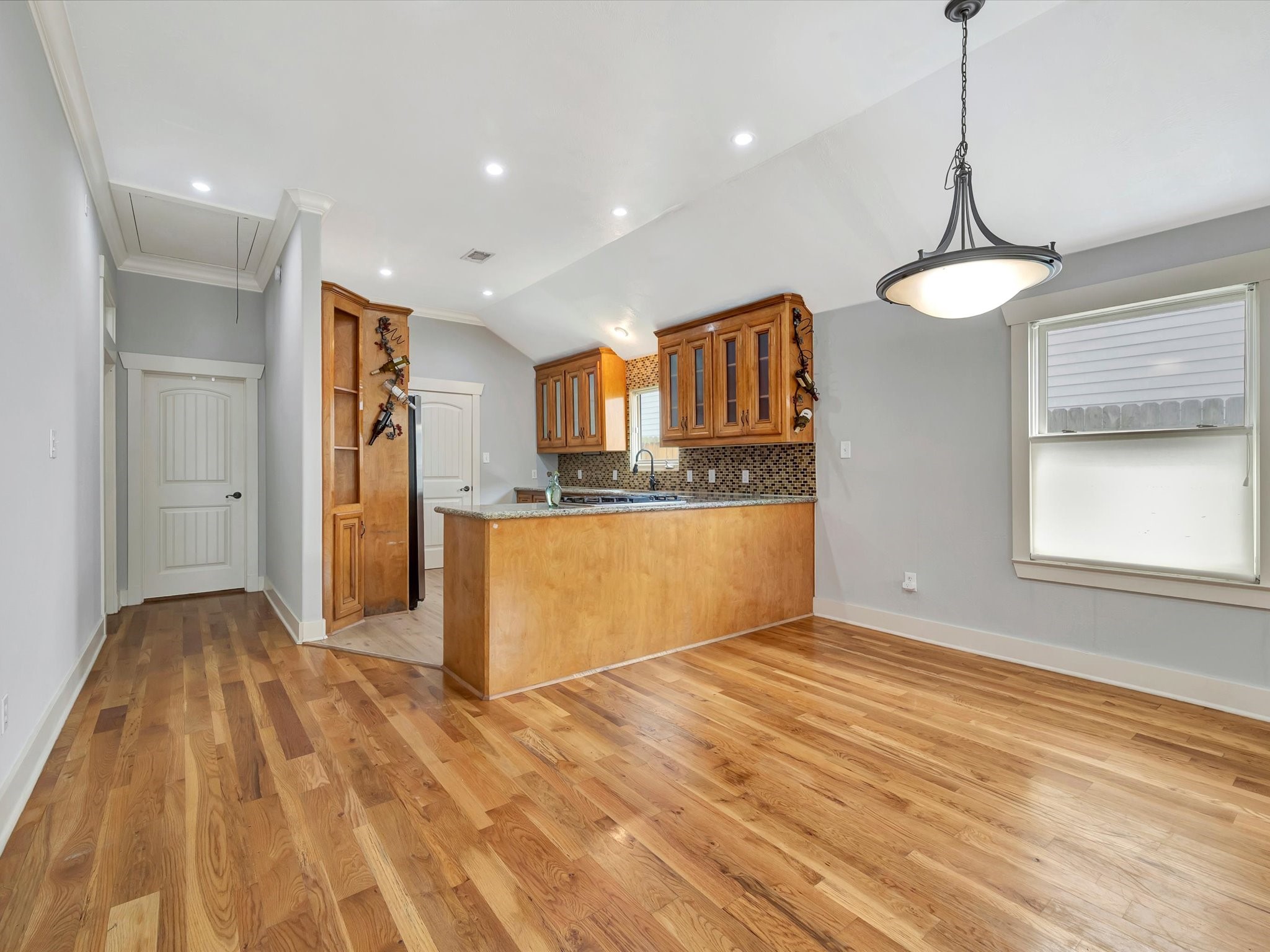 4628 Kermit Street Property Photo 7