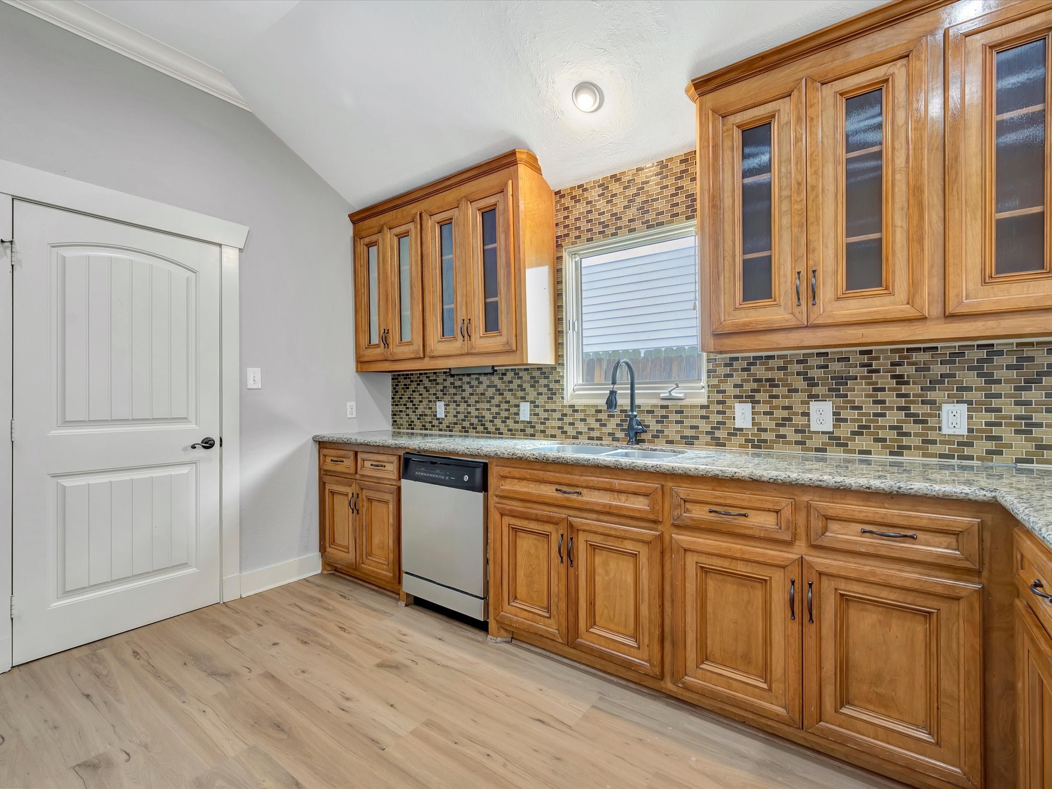 4628 Kermit Street Property Photo 10