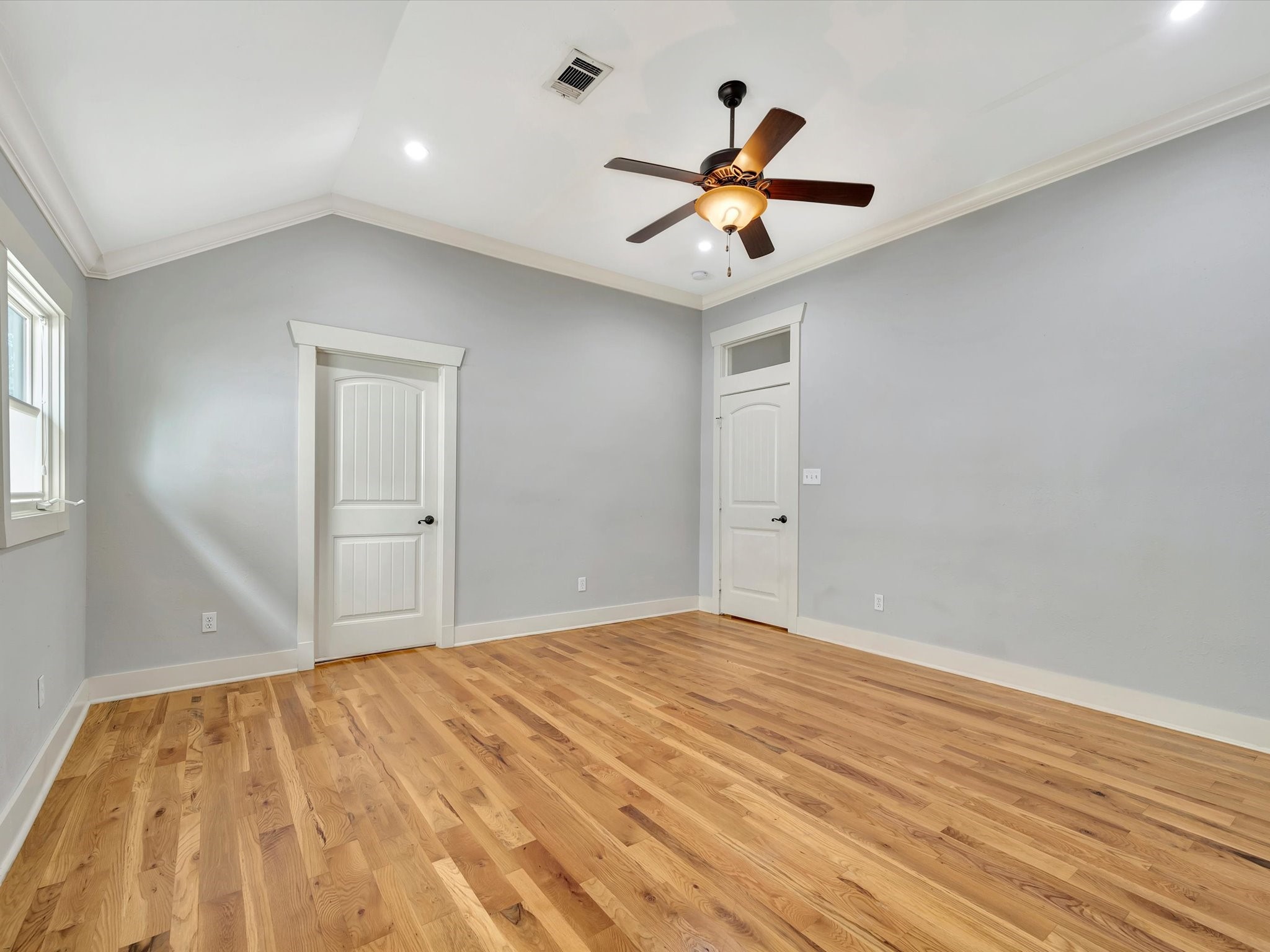 4628 Kermit Street Property Photo 18