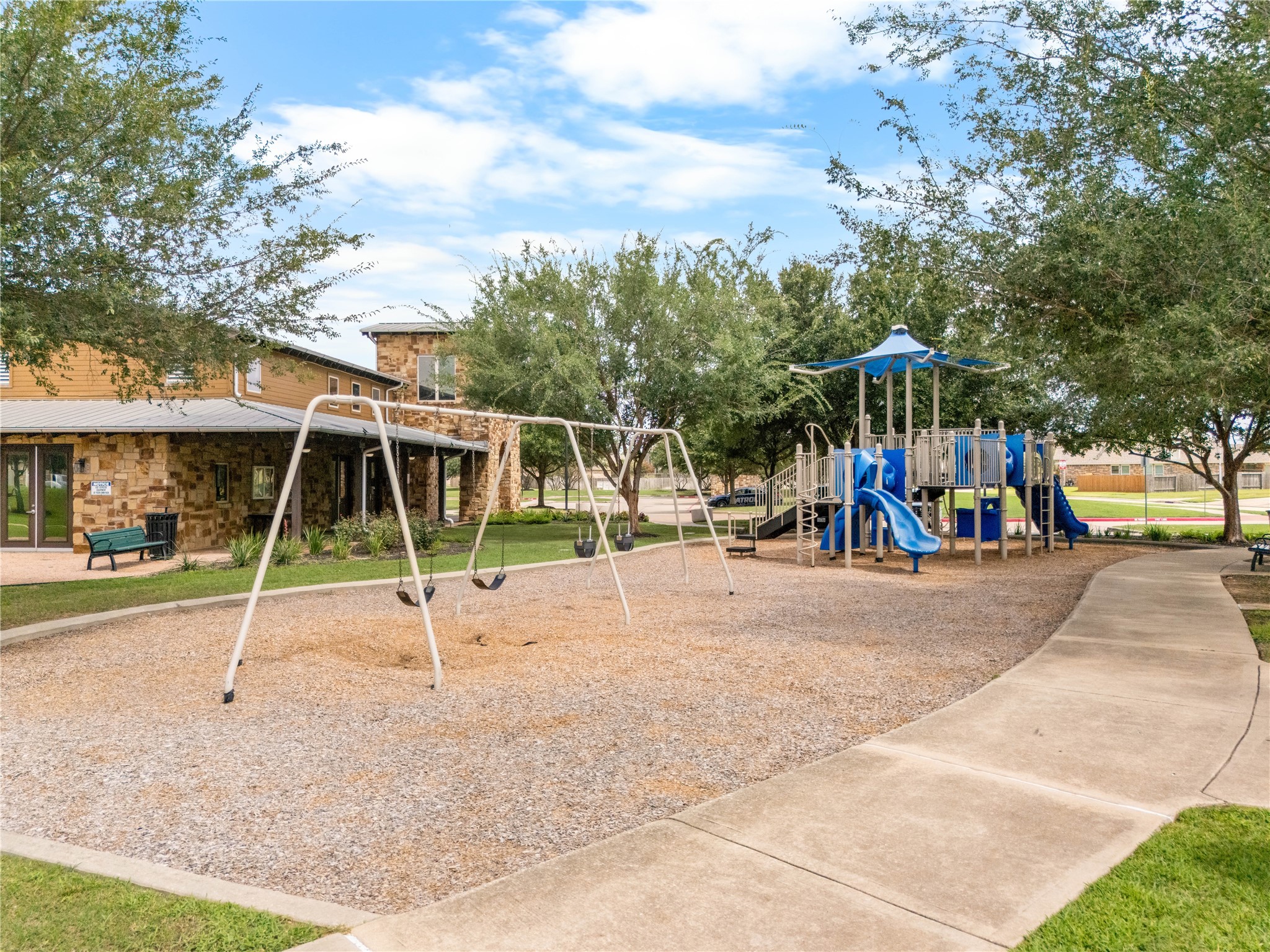 16226 Amber Brown Drive Property Photo 31