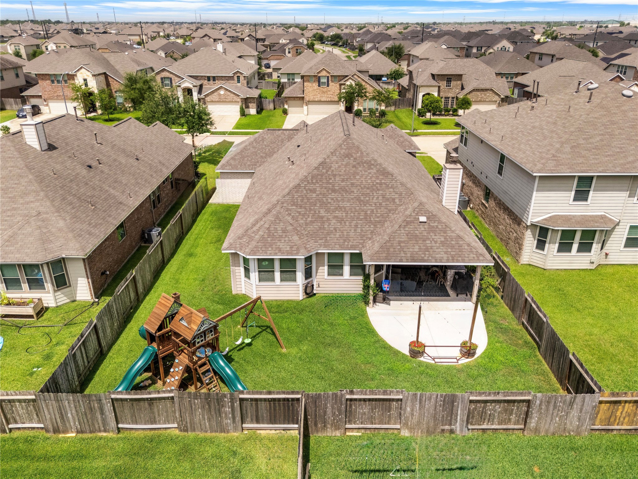 16226 Amber Brown Drive Property Photo 33