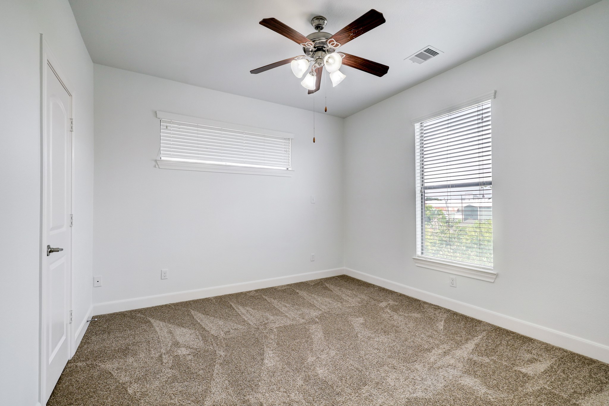 2364 Sperber Lane Property Photo 9