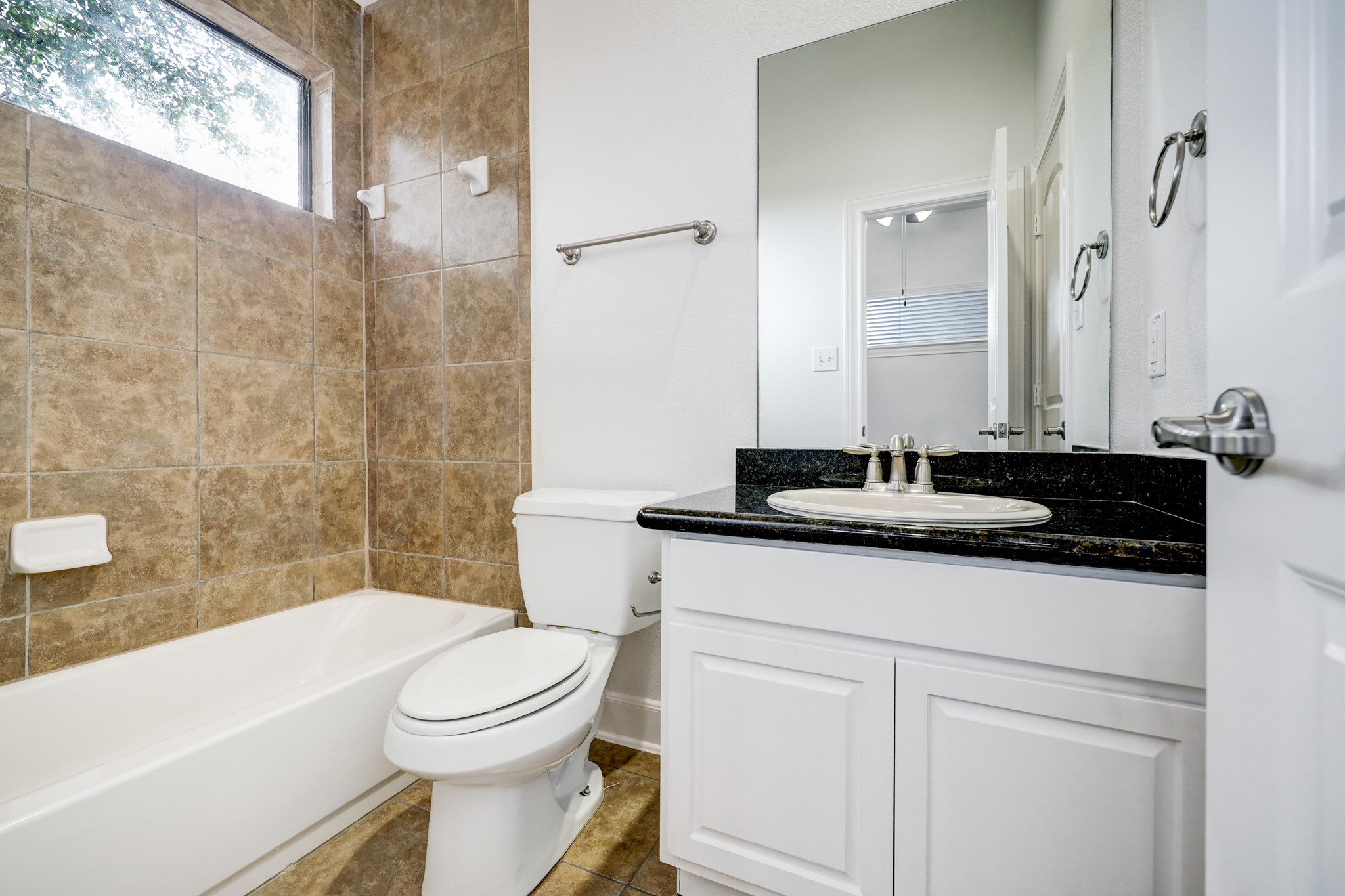 2364 Sperber Lane Property Photo 12