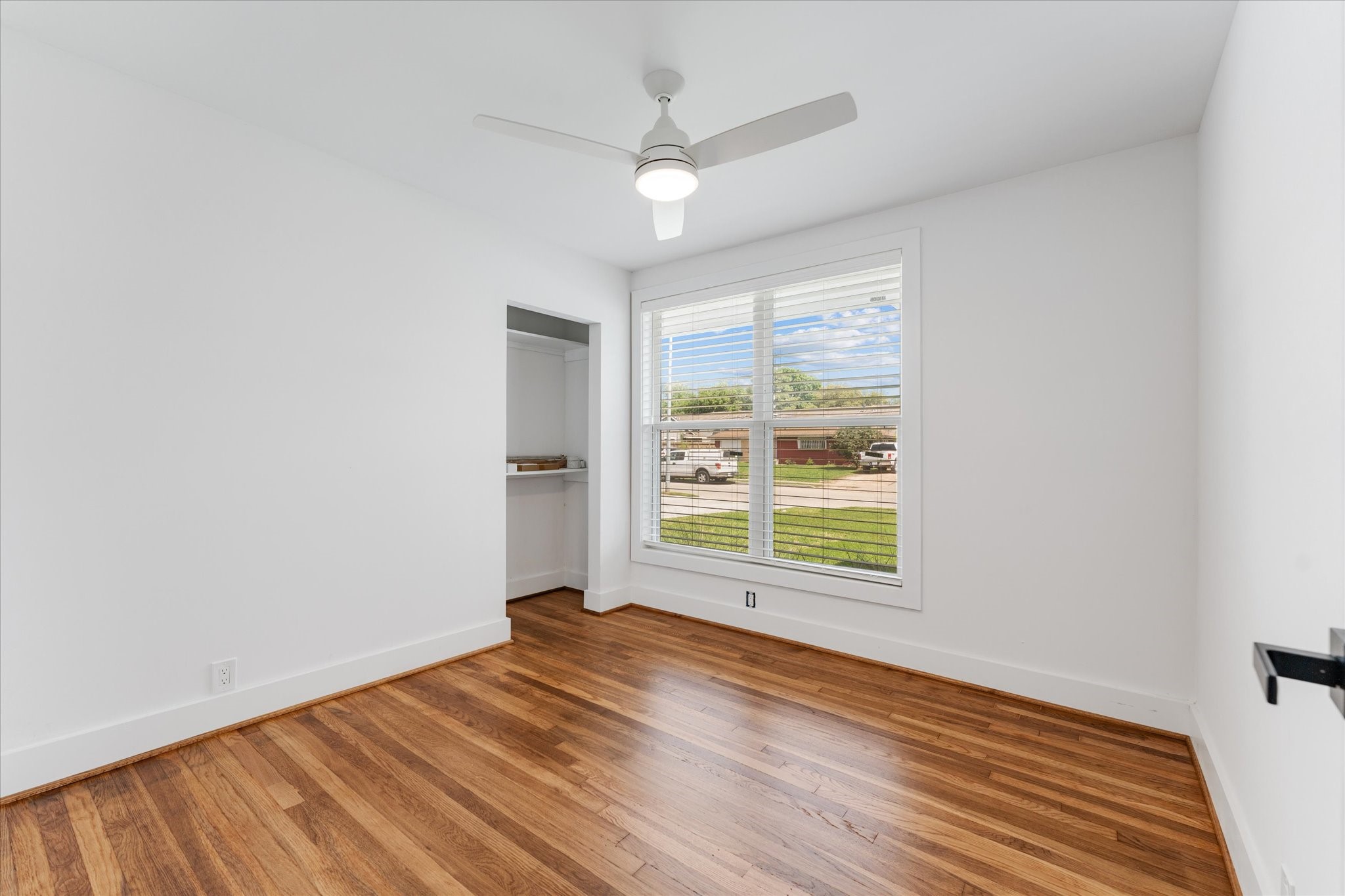 1845 Huge Oaks Street Property Photo 22