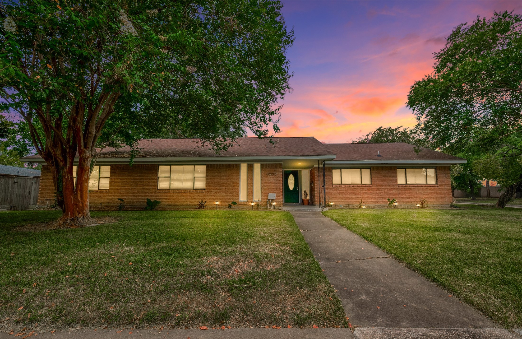 4902 Wigton Drive Property Photo