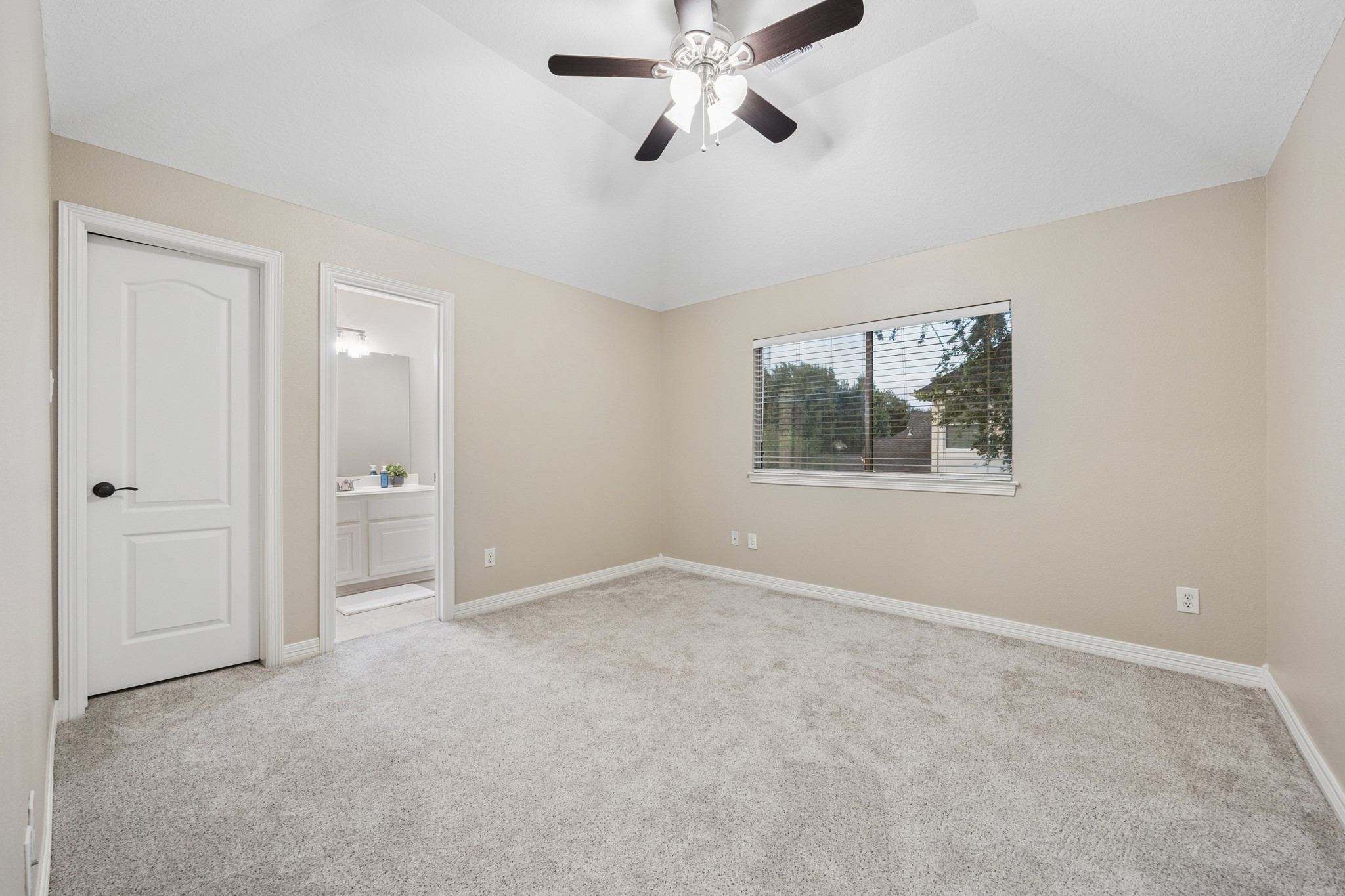 22130 Blacksburg Court Property Photo 29