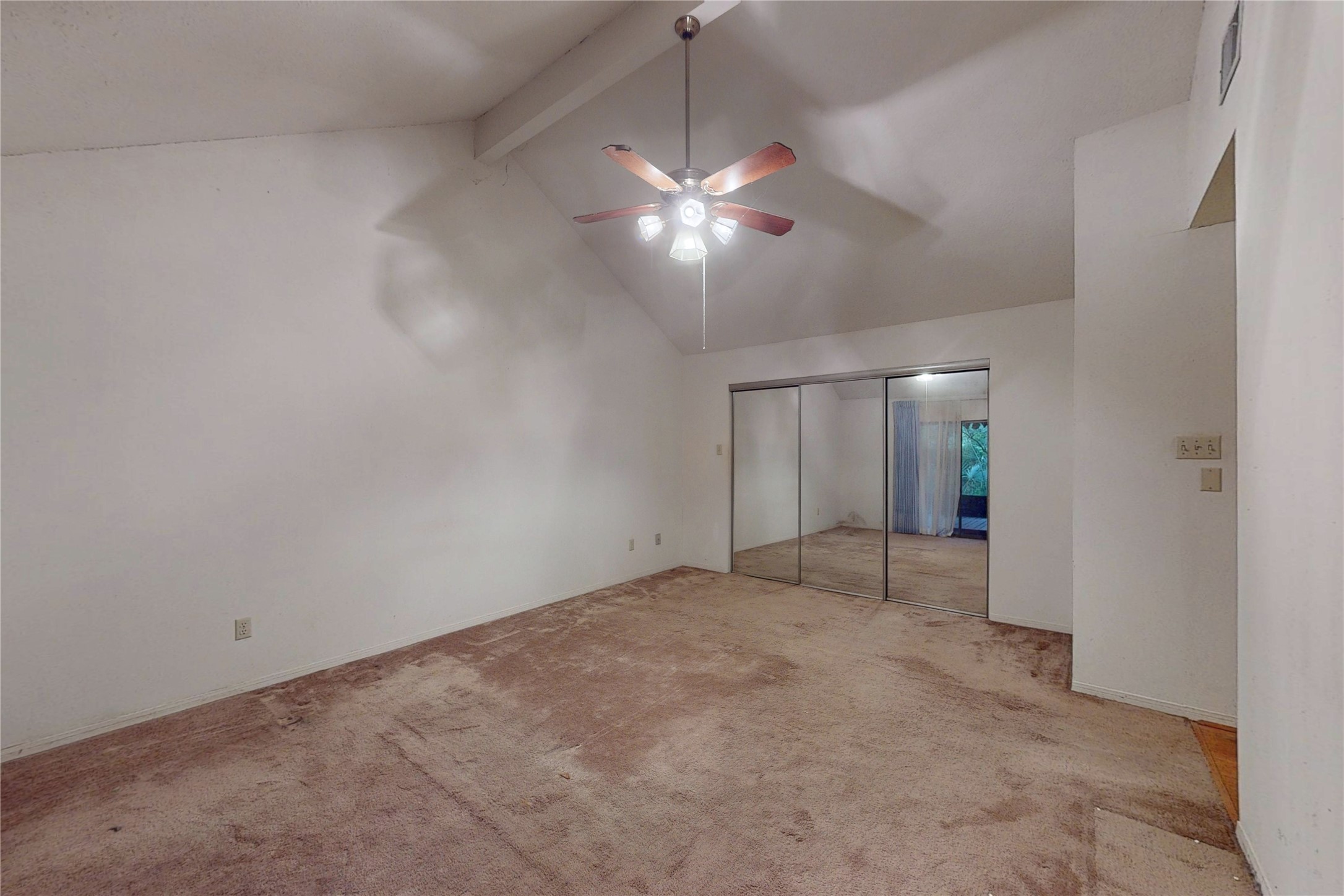 2611 Brookdale Drive Property Photo 15