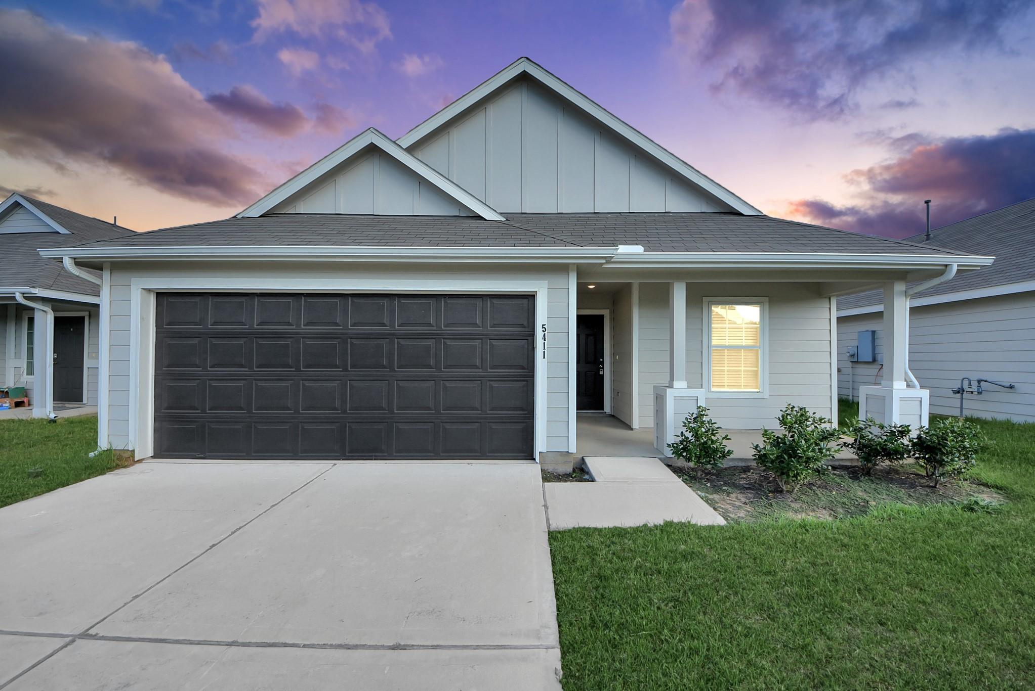 5411 Briana Dee Drive, Rosharon TX 77583 Property Photo 1