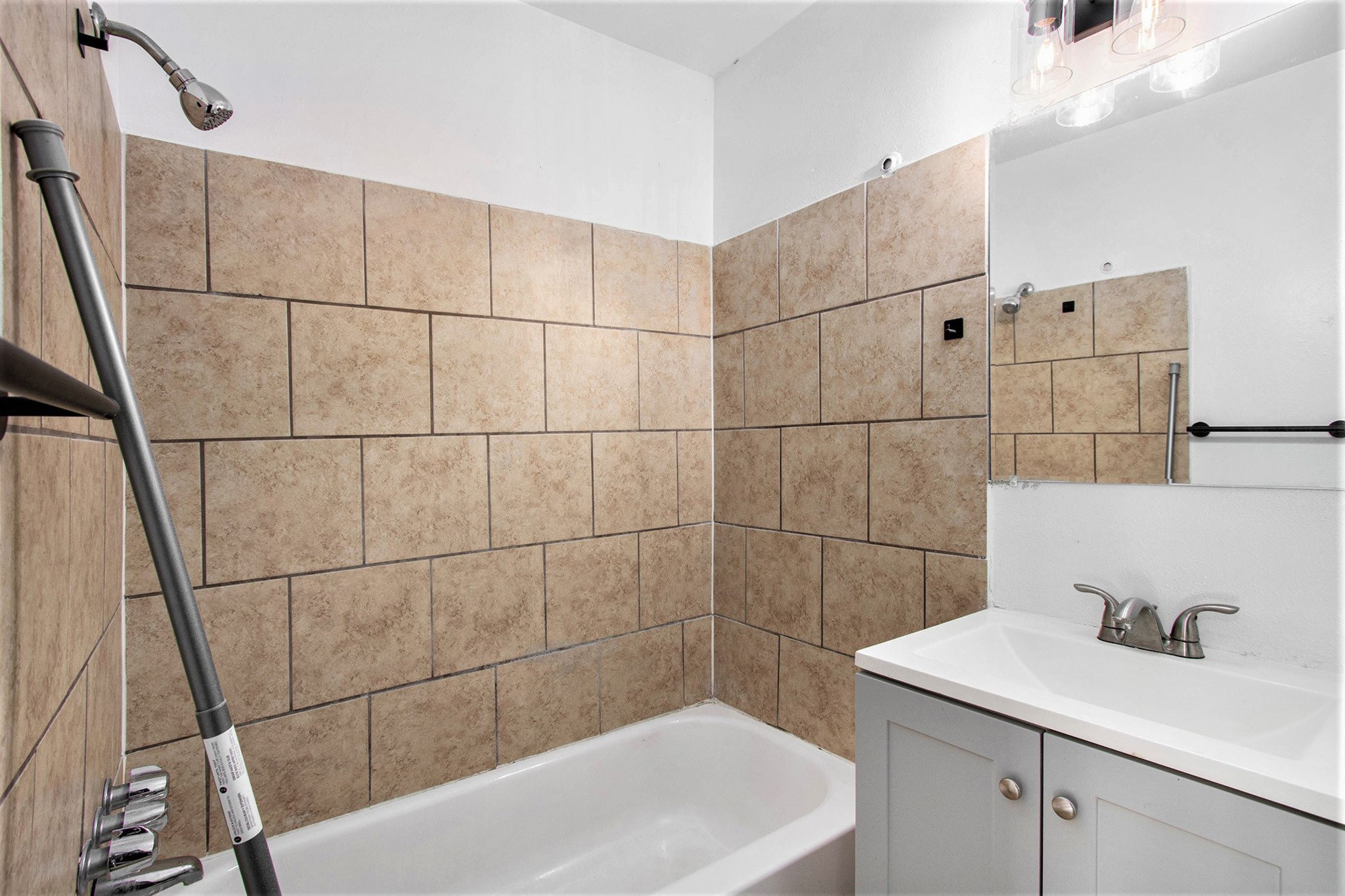 10906 Panay Drive Property Photo 12