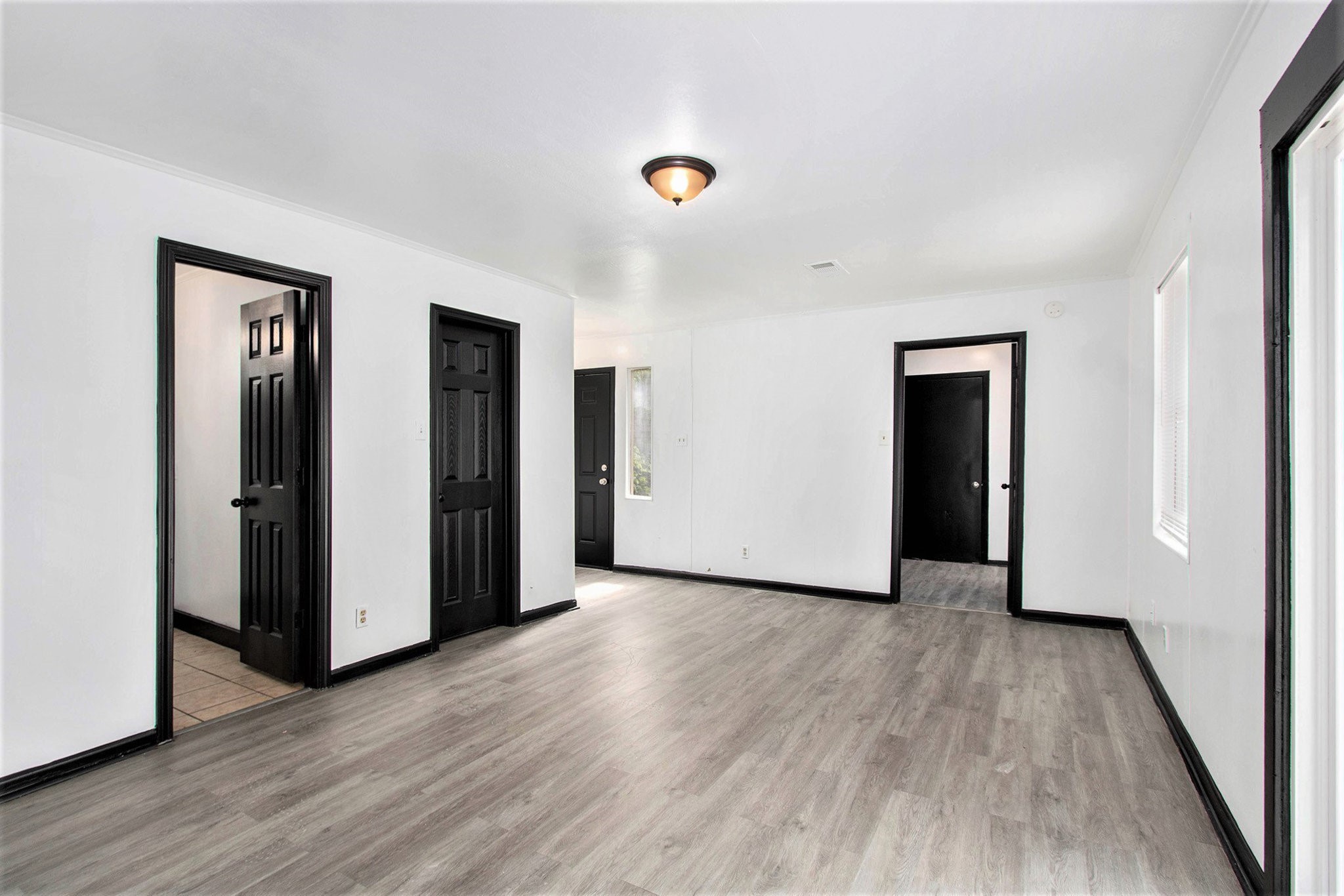 10906 Panay Drive Property Photo 18