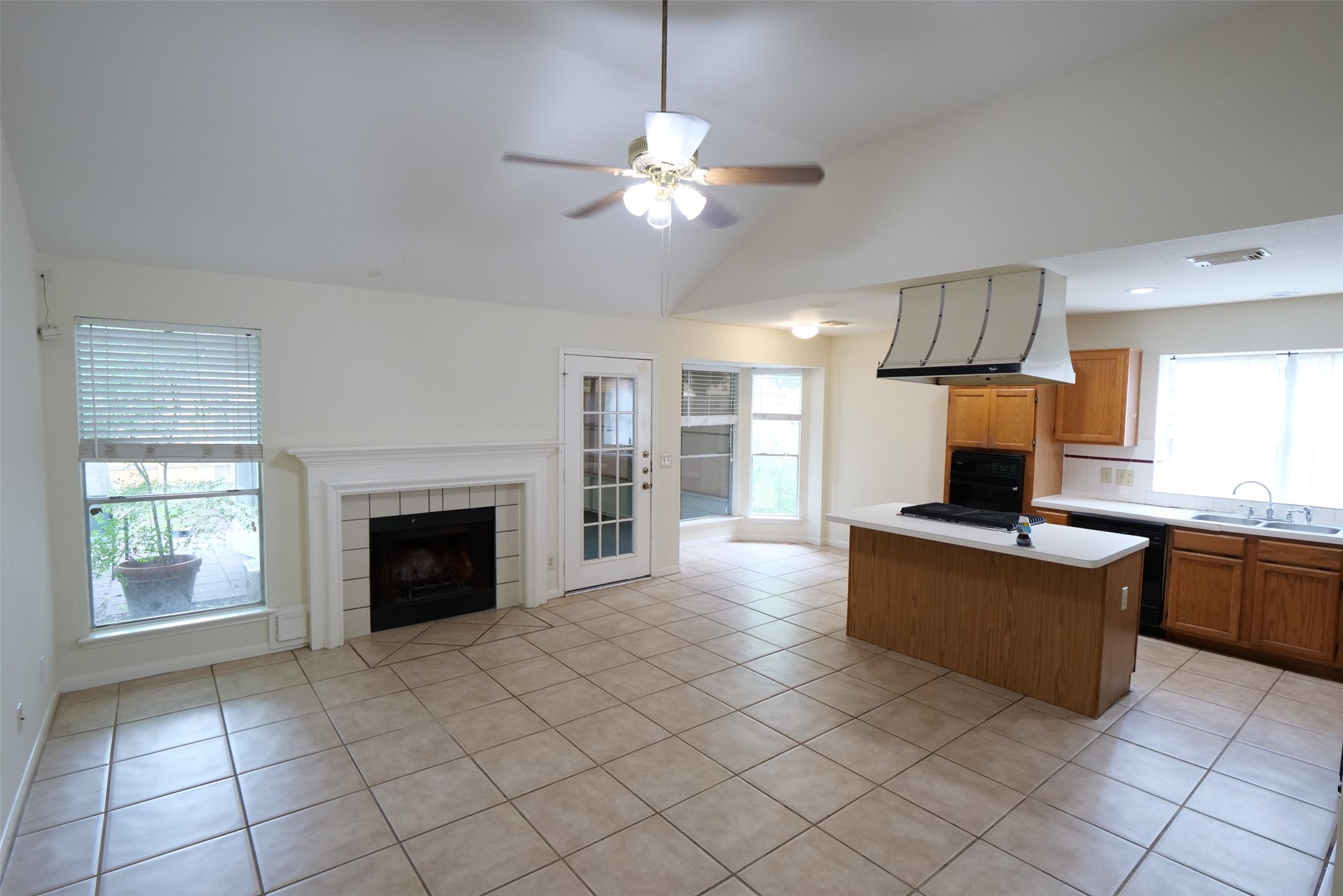 1314 Hollow Ash Lane Property Photo 7