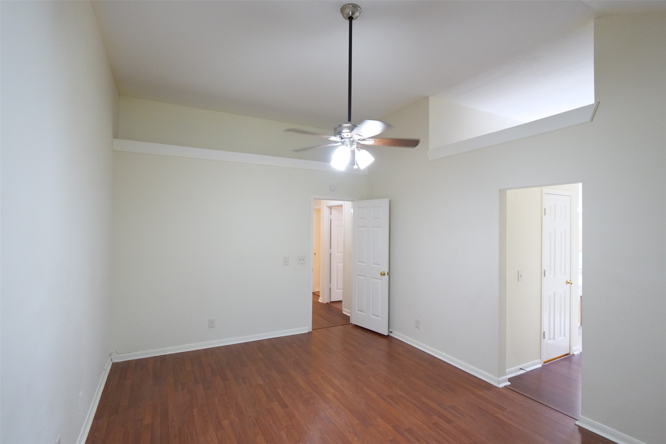 1314 Hollow Ash Lane Property Photo 11