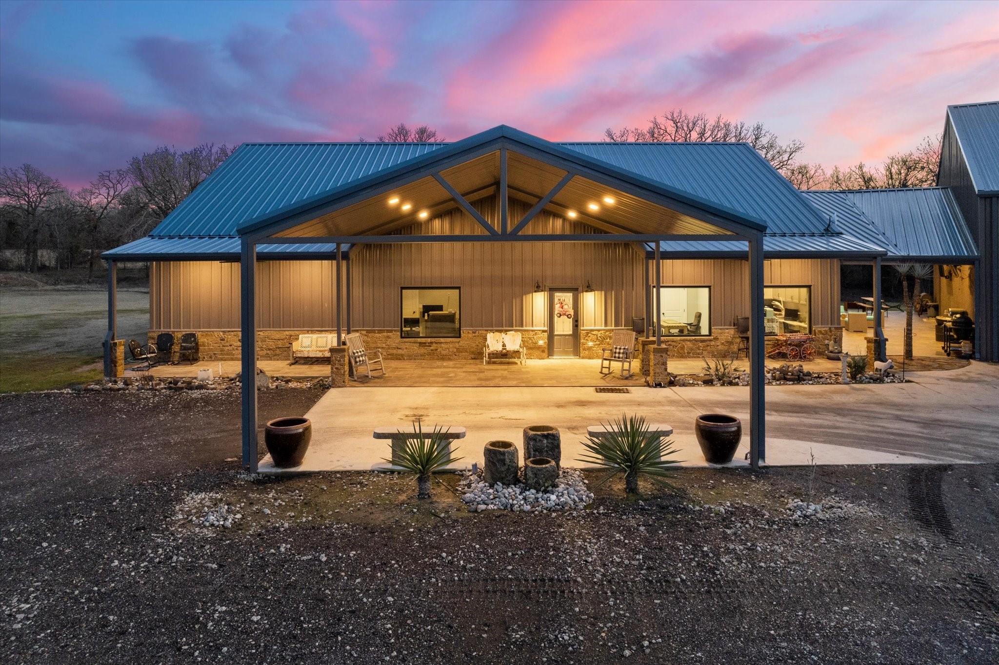 8291 State Highway 198 Property Photo 1