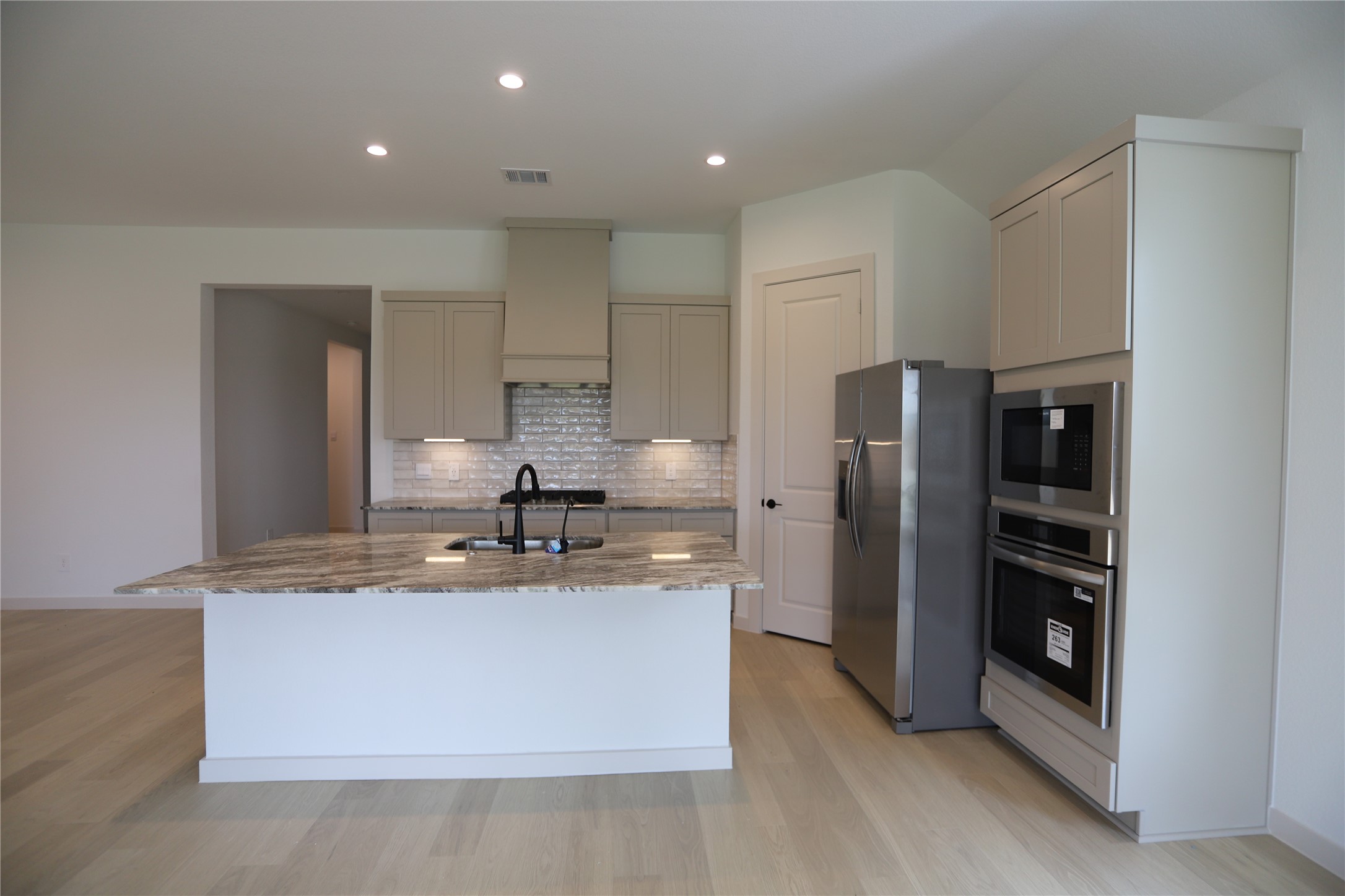 3425 Daily Harvest Property Photo 1