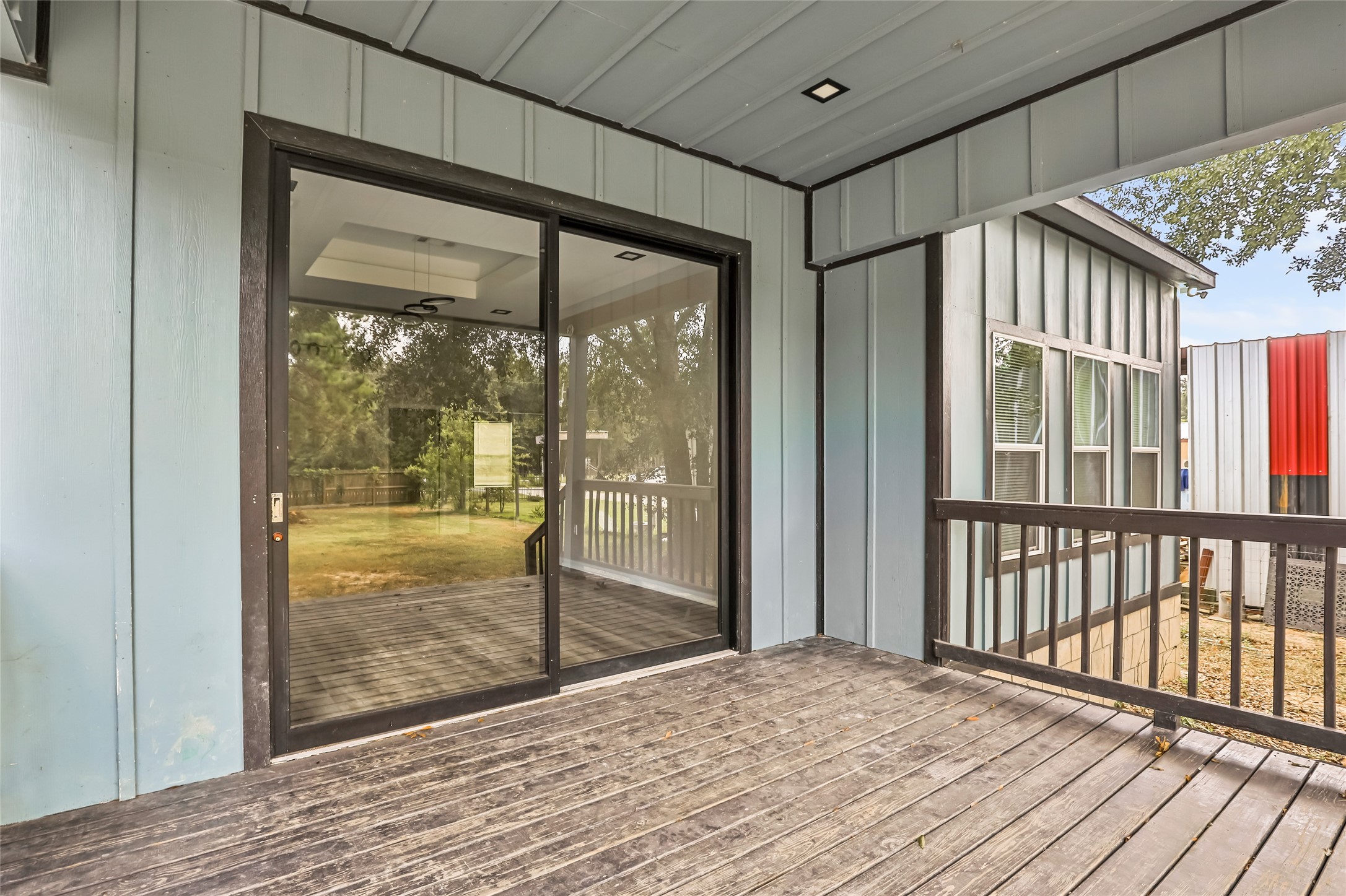 1031 County Road 3404 Property Photo 2