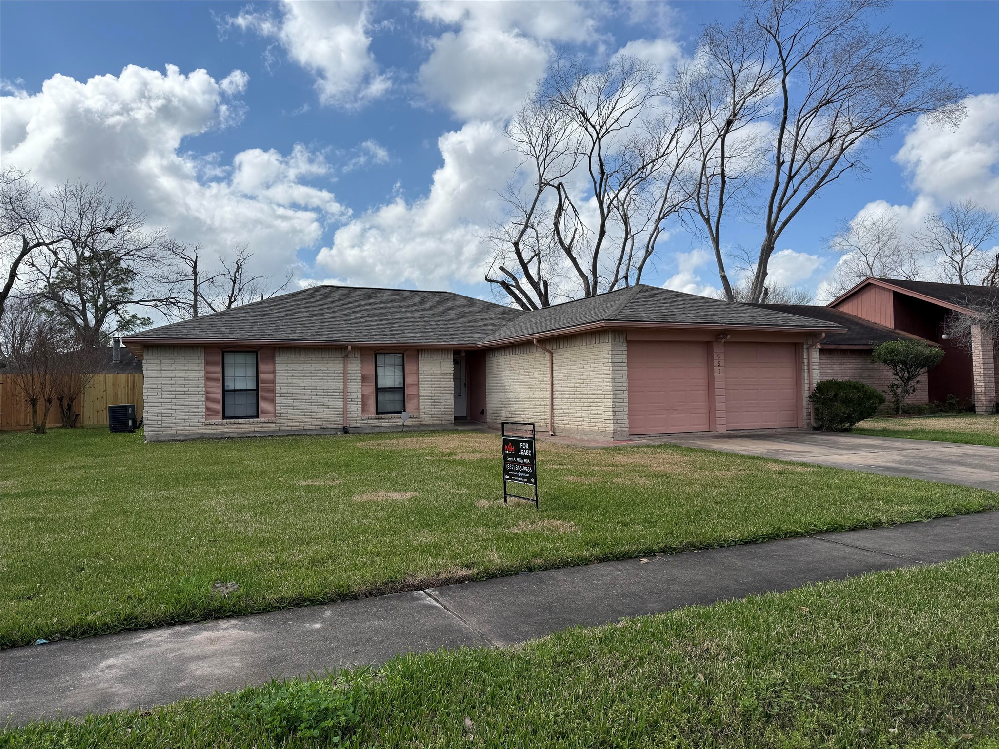 651 Stephanie Drive Property Photo 1