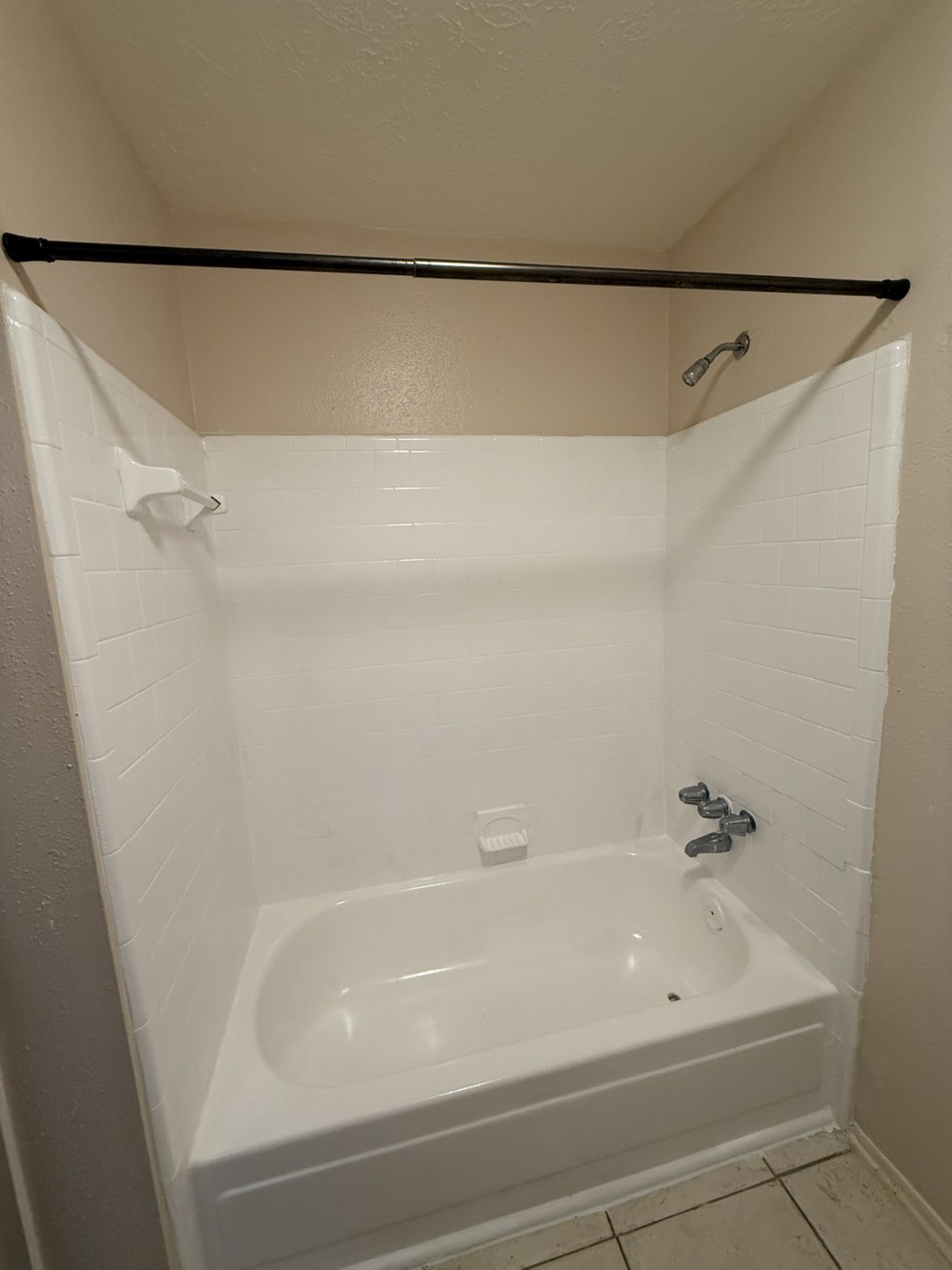 651 Stephanie Drive Property Photo 5
