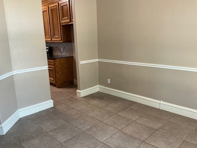 1611 Evesham Drive Property Photo 10