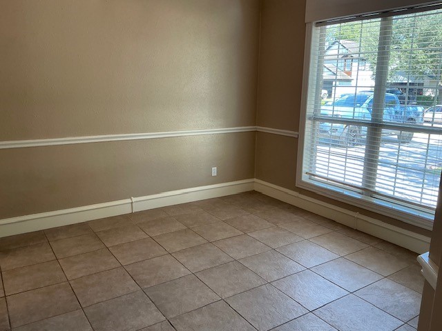 1611 Evesham Drive Property Photo 11