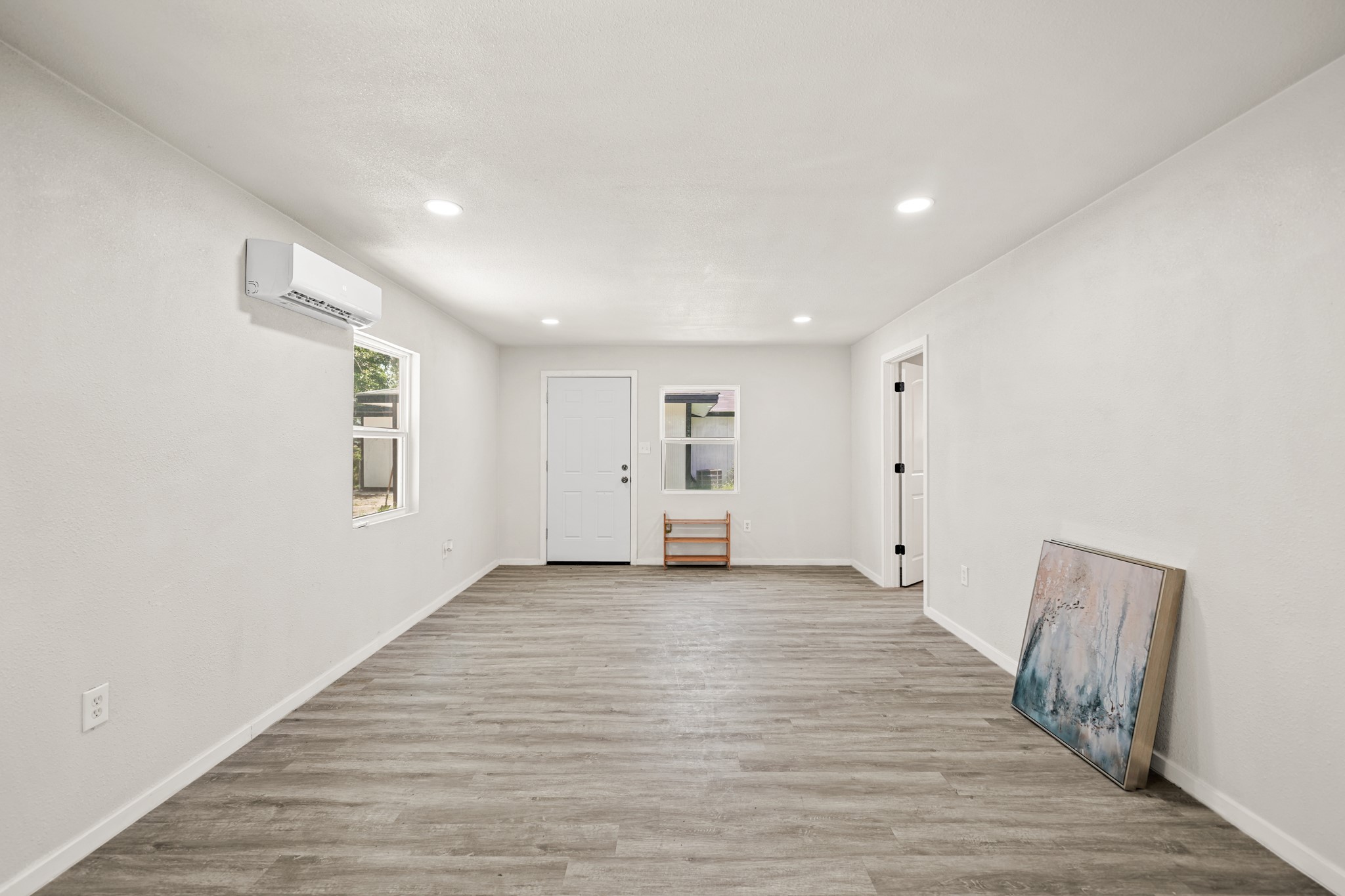 3214 Brea Crest Street B Property Photo 2