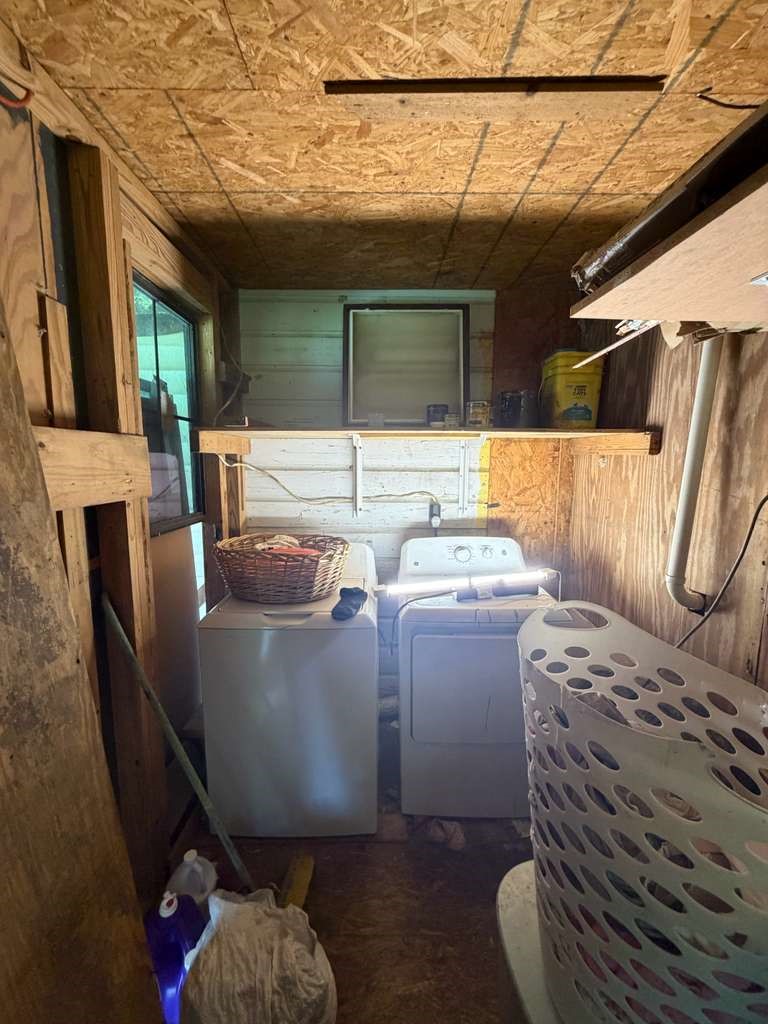 660 Moreland Street Property Photo 22