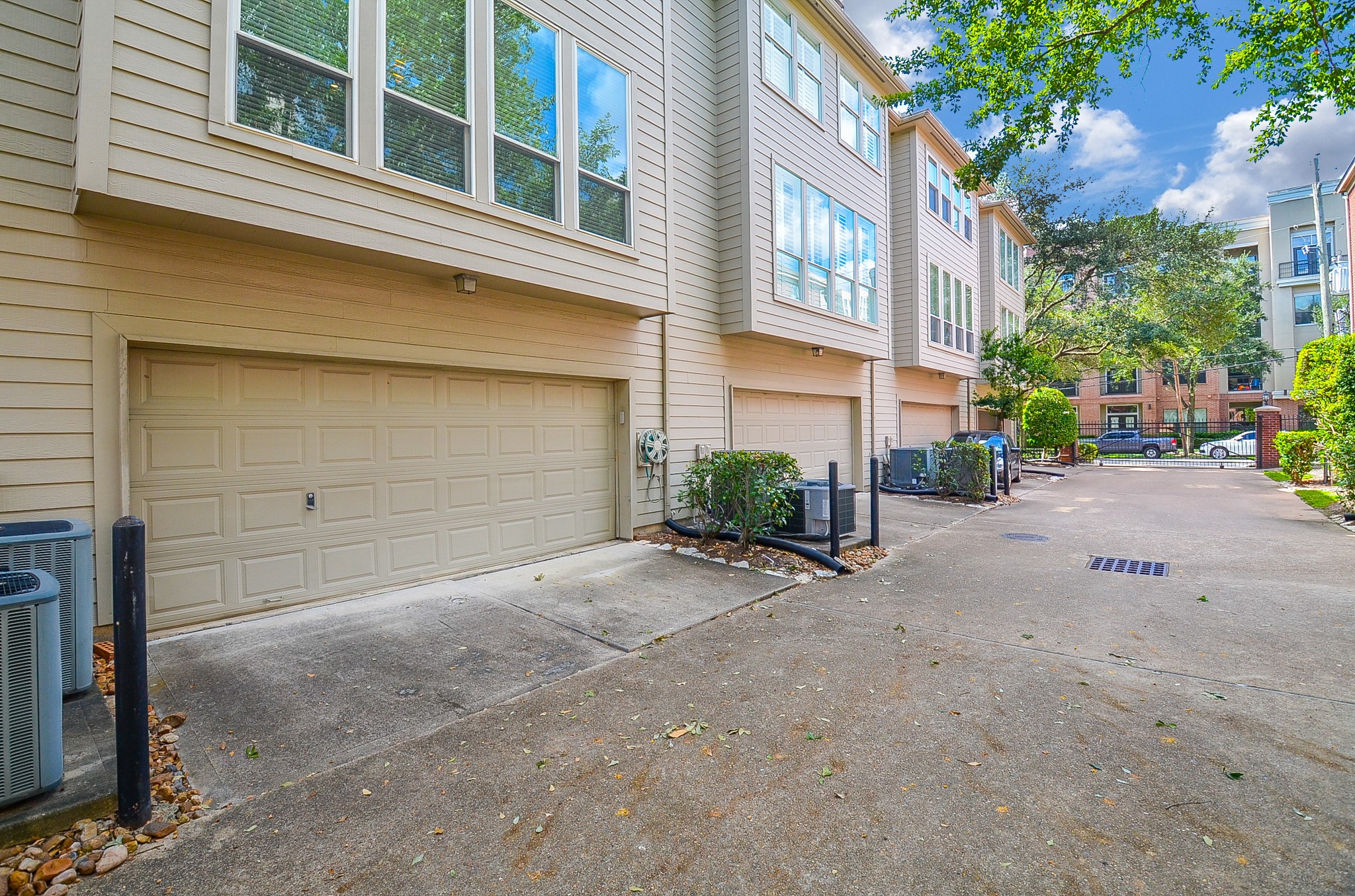 227 N Mcgowen Street N Property Photo 39