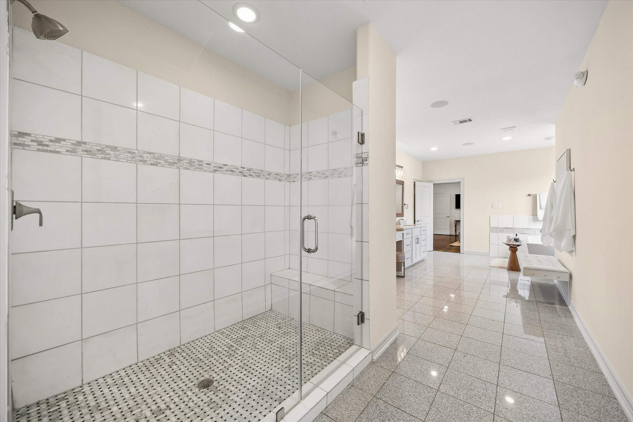 638 Heights Boulevard Property Photo 23