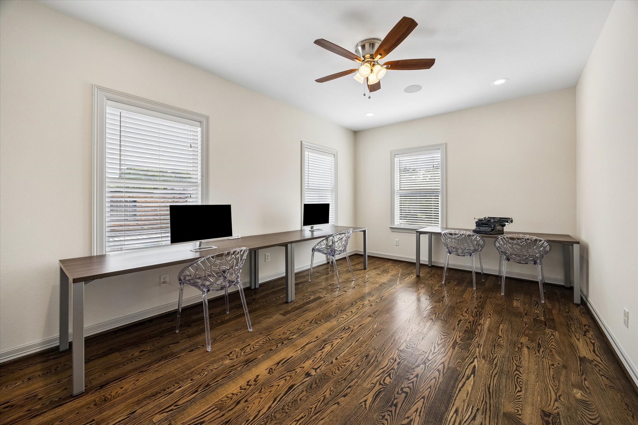 638 Heights Boulevard Property Photo 33