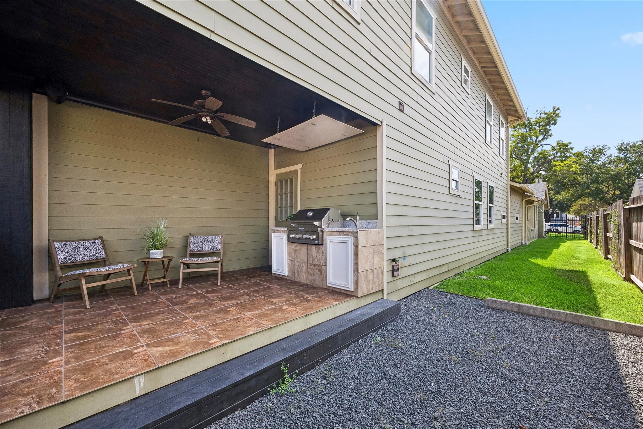 638 Heights Boulevard Property Photo 38