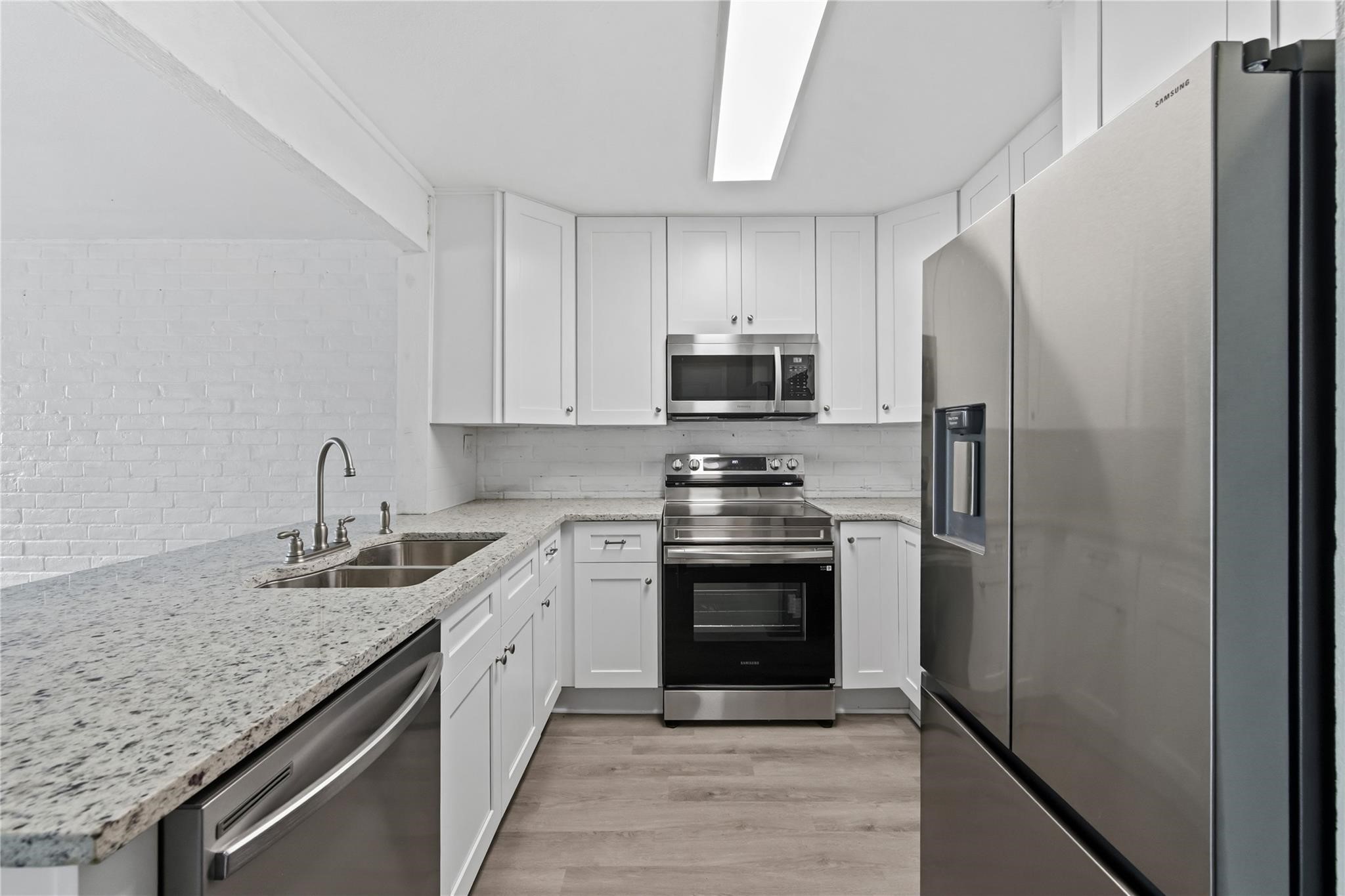 100 Edgewater Drive 32 Property Photo 10