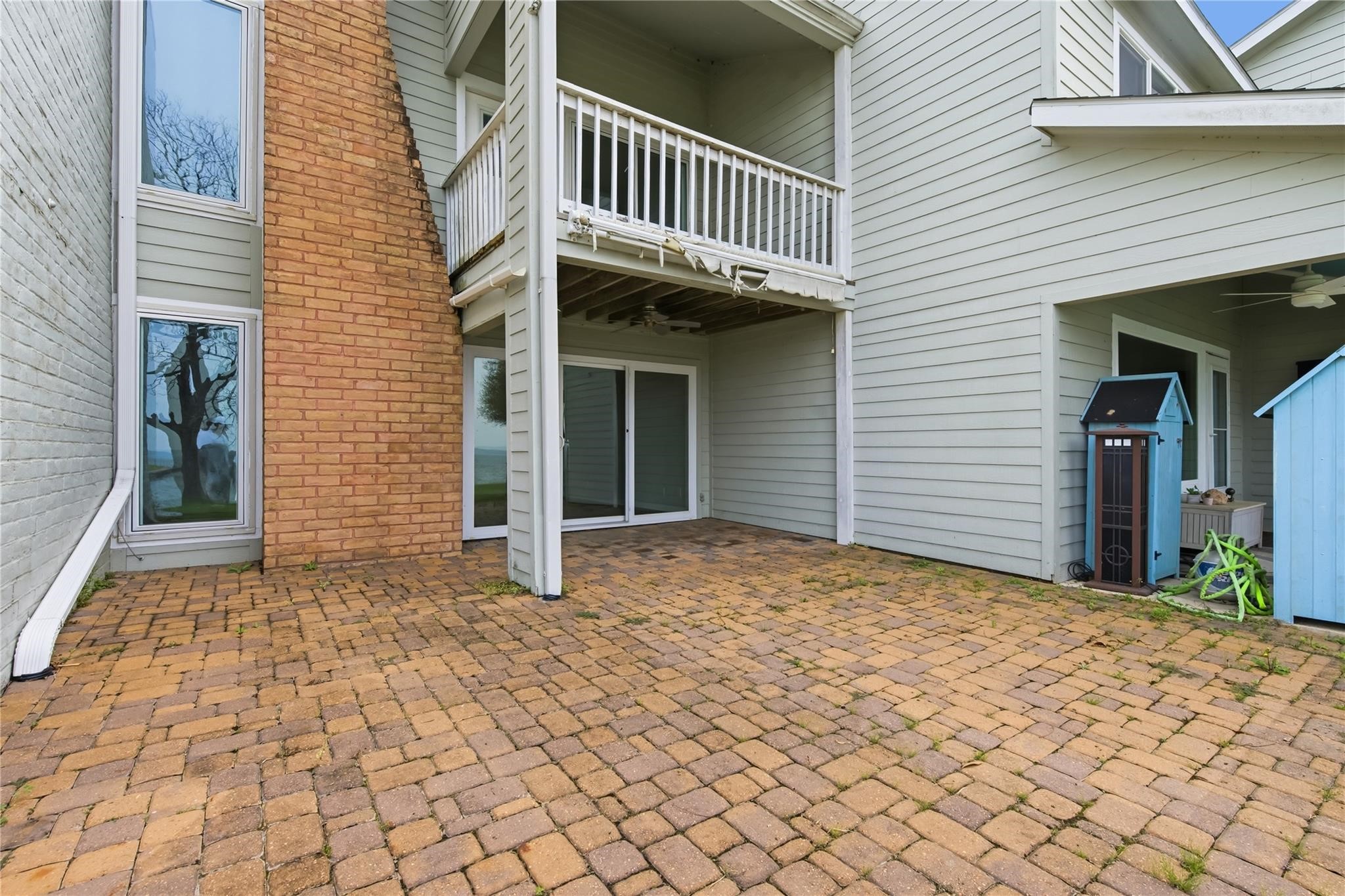 100 Edgewater Drive 32 Property Photo 32