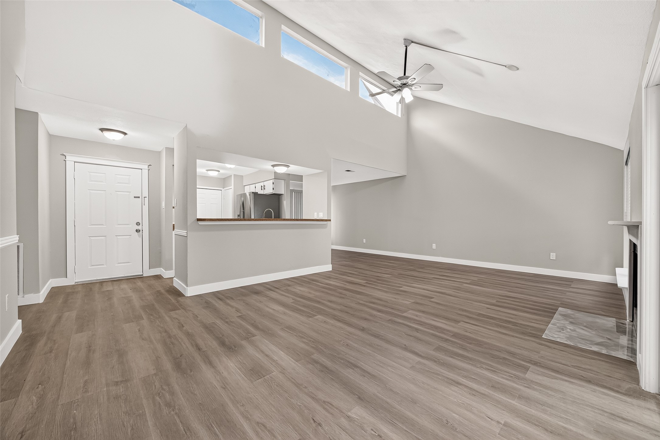 11202 Bandlon Drive Property Photo 2
