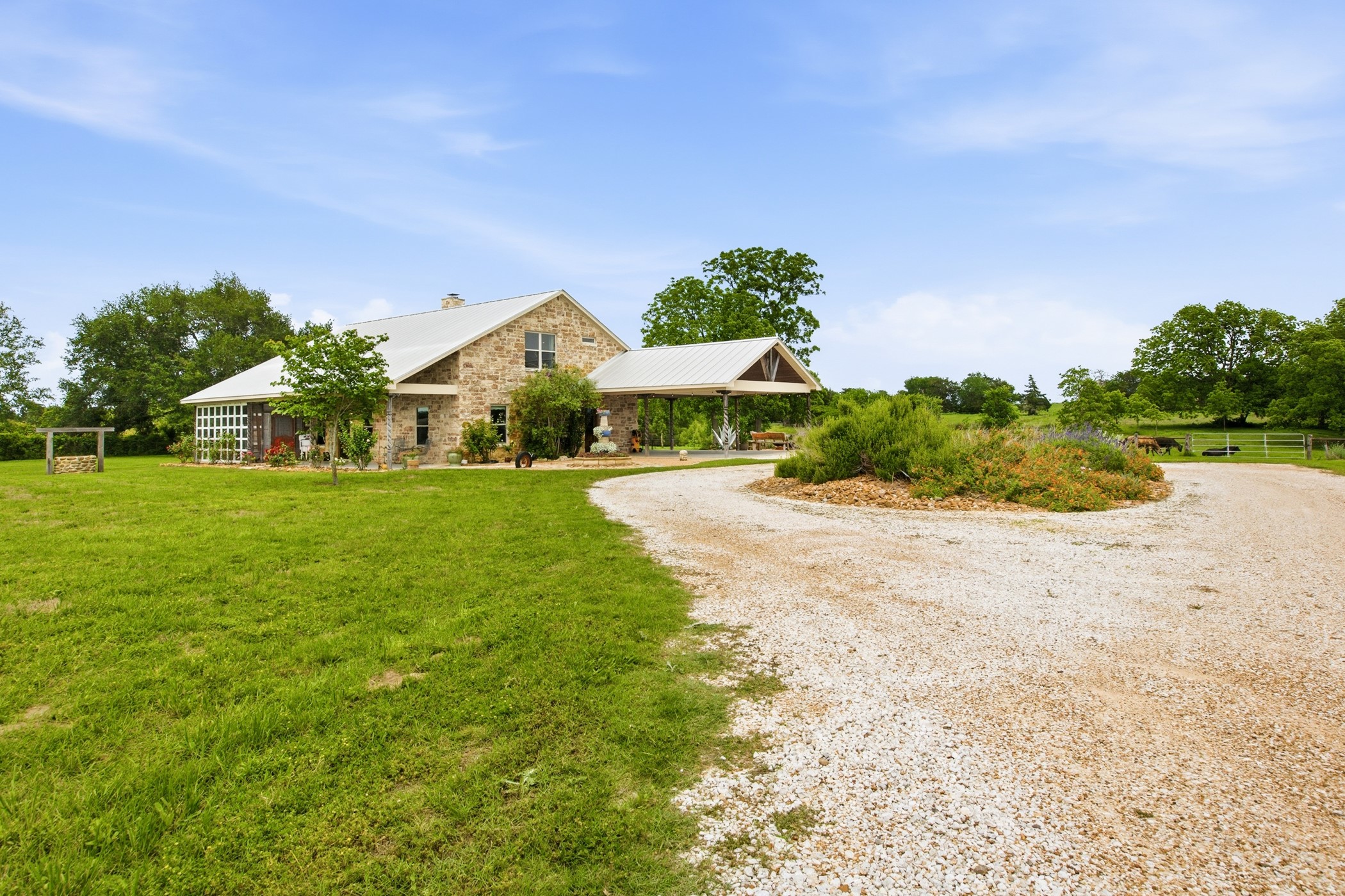 7835 Berger Road Property Photo 3