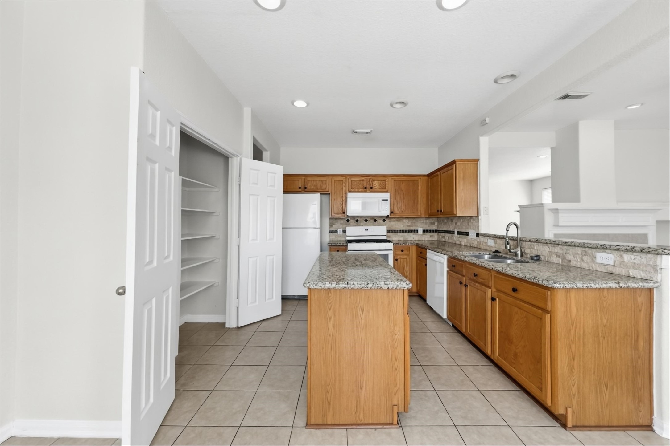 4702 Sebastopol Drive Property Photo 3